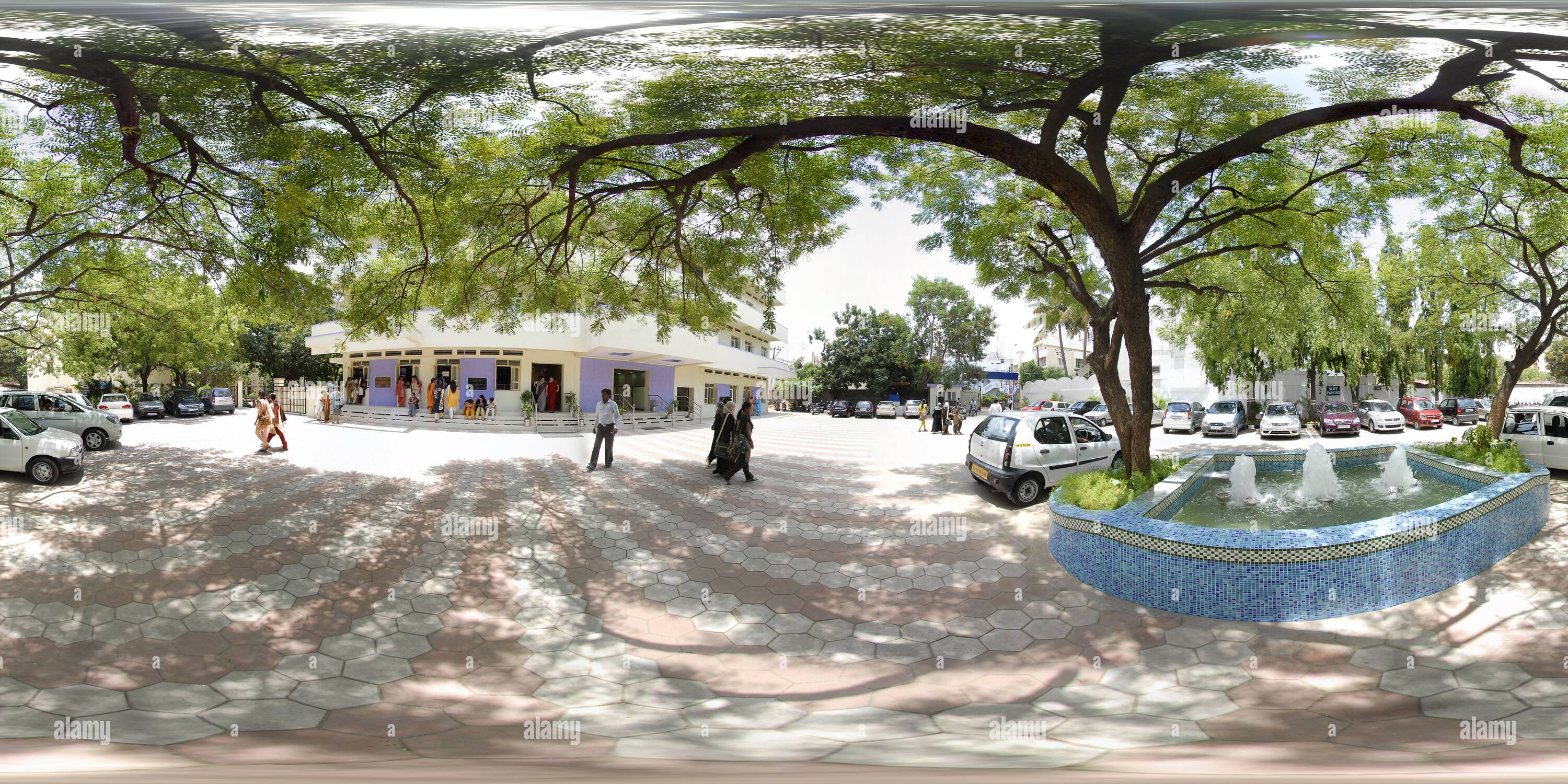 Visualizzazione panoramica a 360 gradi di Kasturba Gandhi College