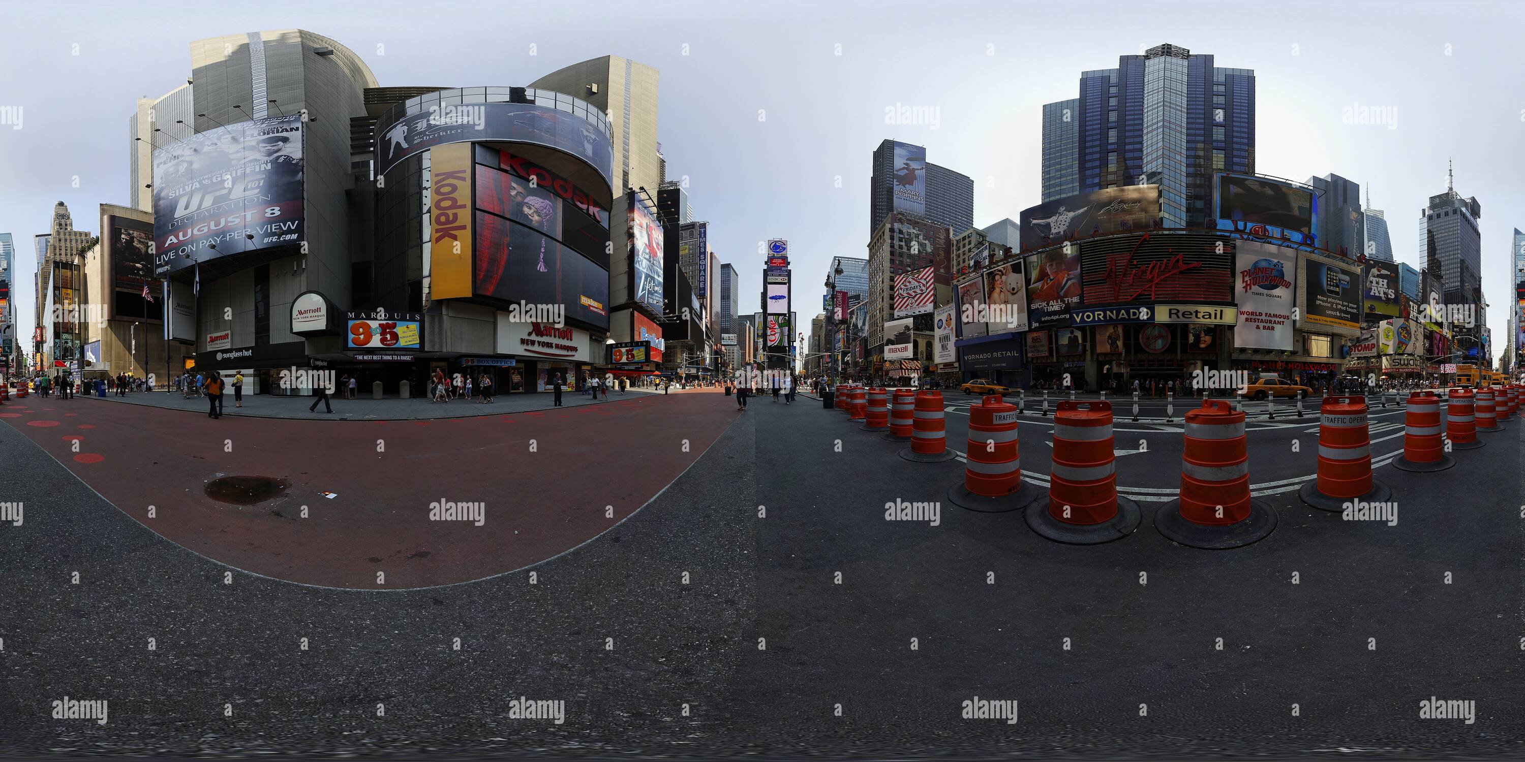 Visualizzazione panoramica a 360 gradi di New York - Times Square