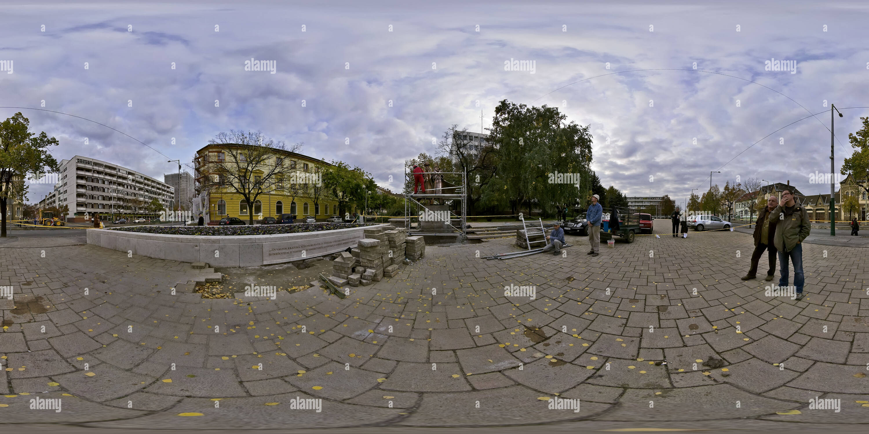 Visualizzazione panoramica a 360 gradi di Don piegare caduti Csongrád county vittime' monumento - sollevamento nella scultura