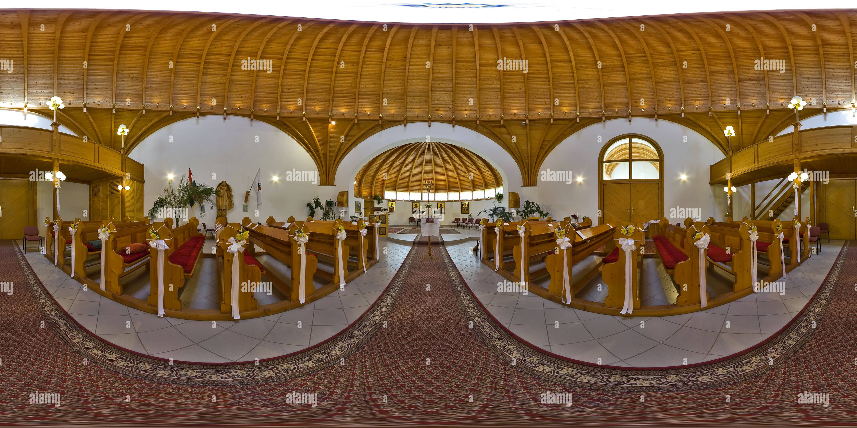 Visualizzazione panoramica a 360 gradi di Chiesa greco-cattolica all'interno - plannig Imre Makovecz