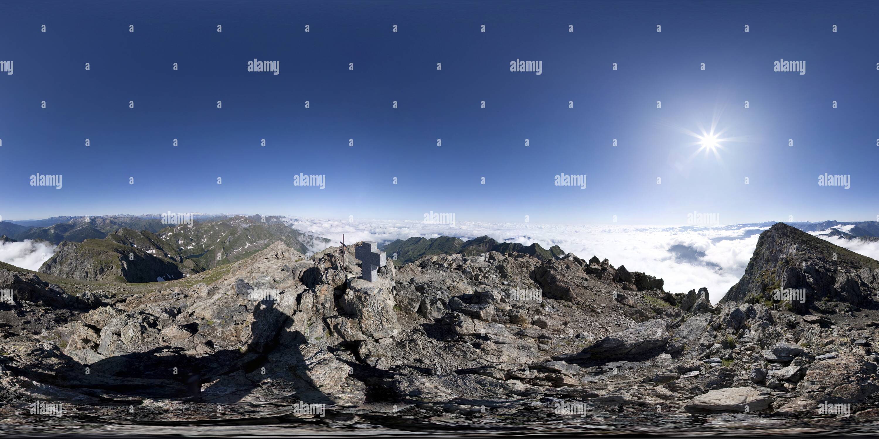 Visualizzazione panoramica a 360 gradi di Mont Valier - Ariège Pyrénées - 2838 mètres