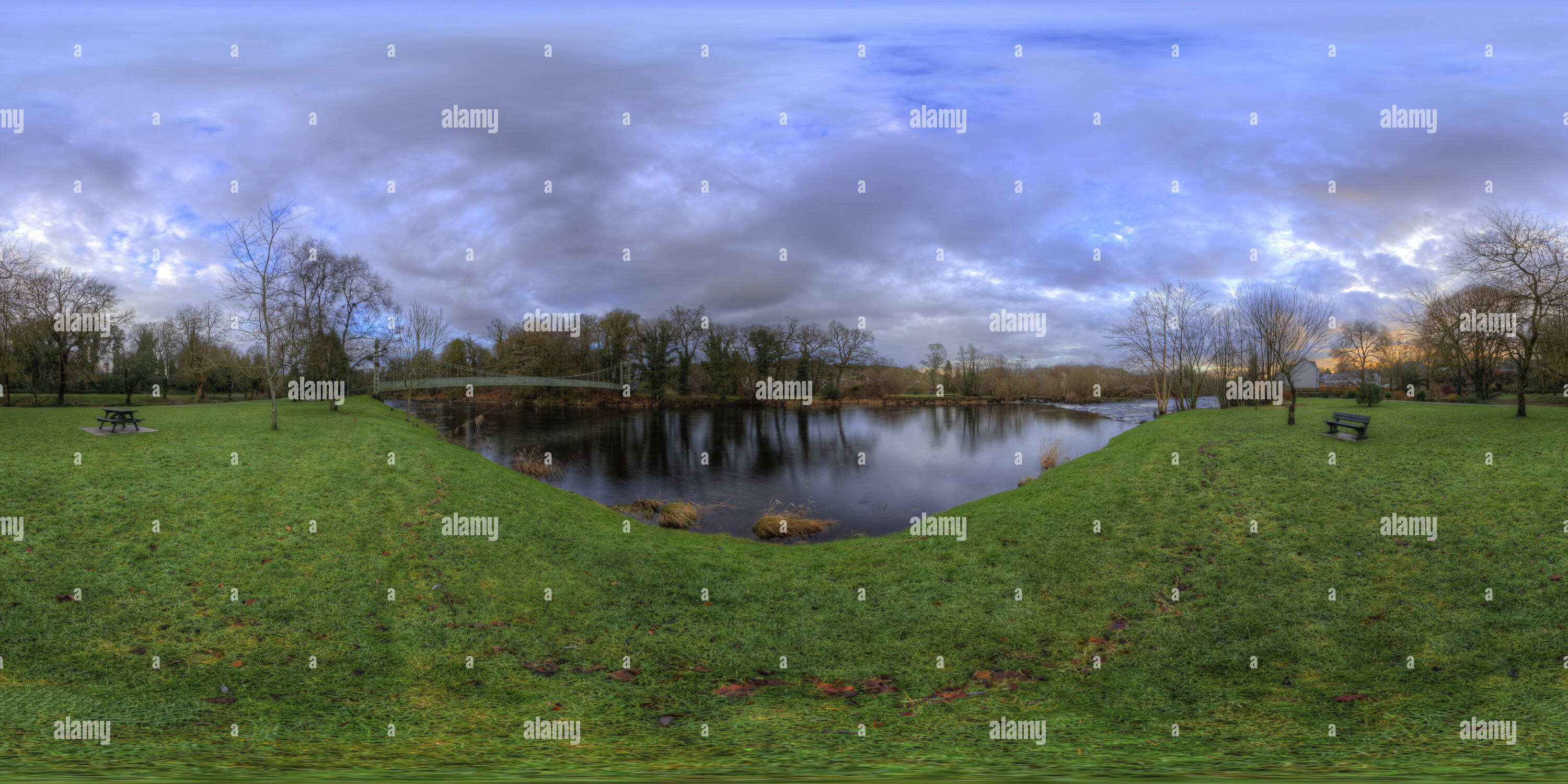 Visualizzazione panoramica a 360 gradi di Newton Stewart River Cree