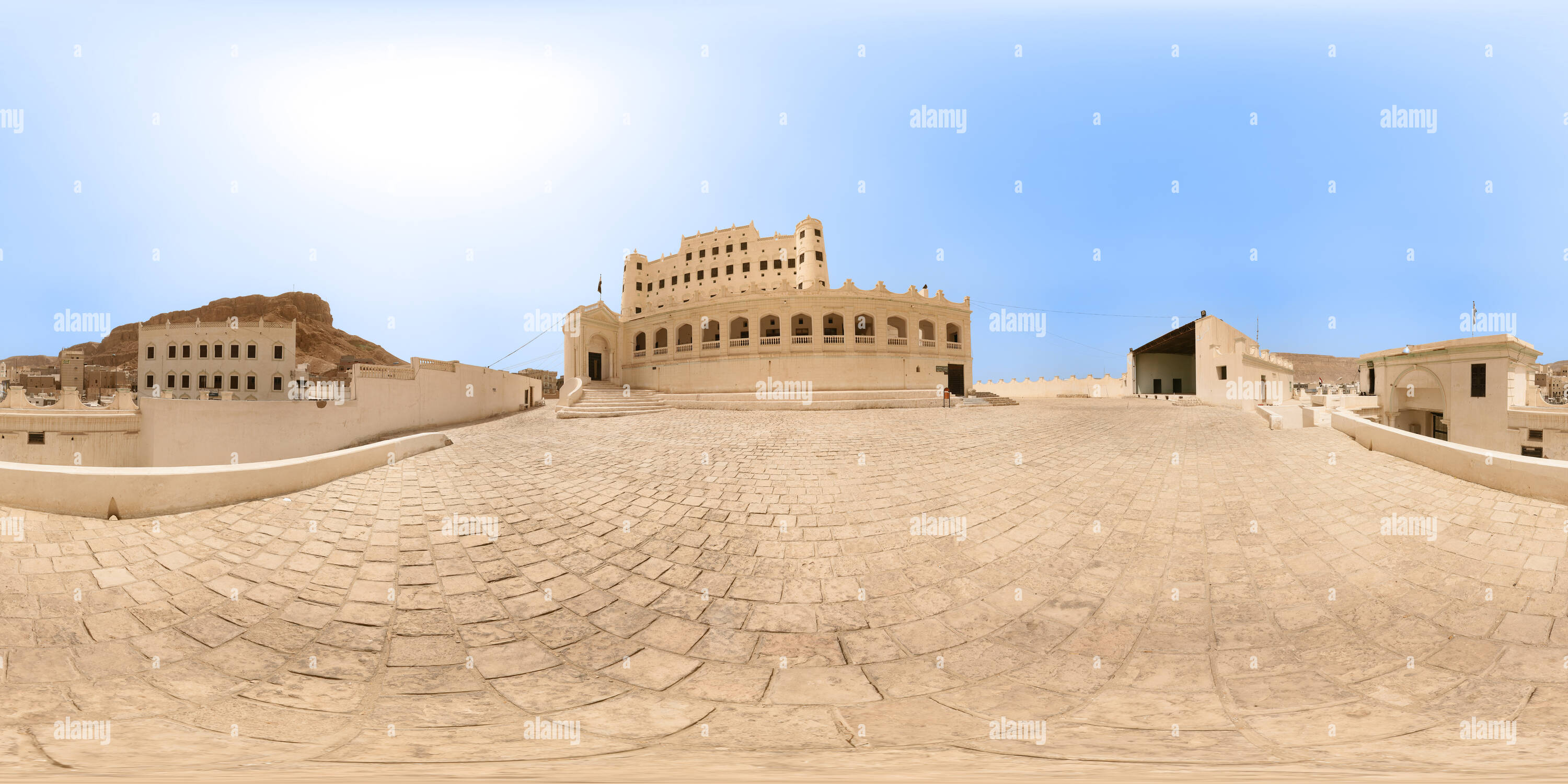 Visualizzazione panoramica a 360 gradi di Sultan Al Palazzo Kathiri nel dire 'ūn - Ḩaḑramawt - Yemen