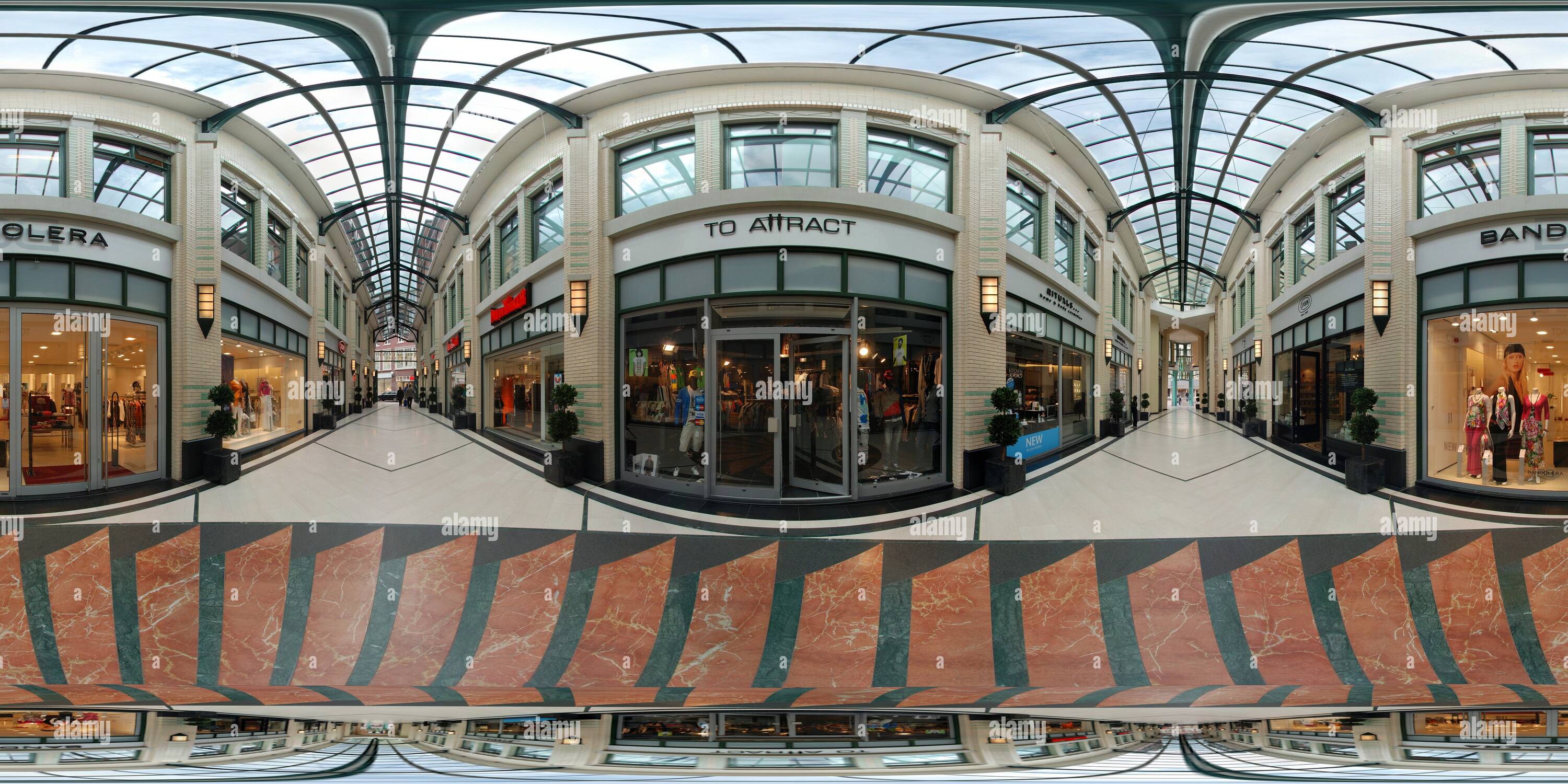 Visualizzazione panoramica a 360 gradi di Arnhem Gruyter passaggio Shopping Mall