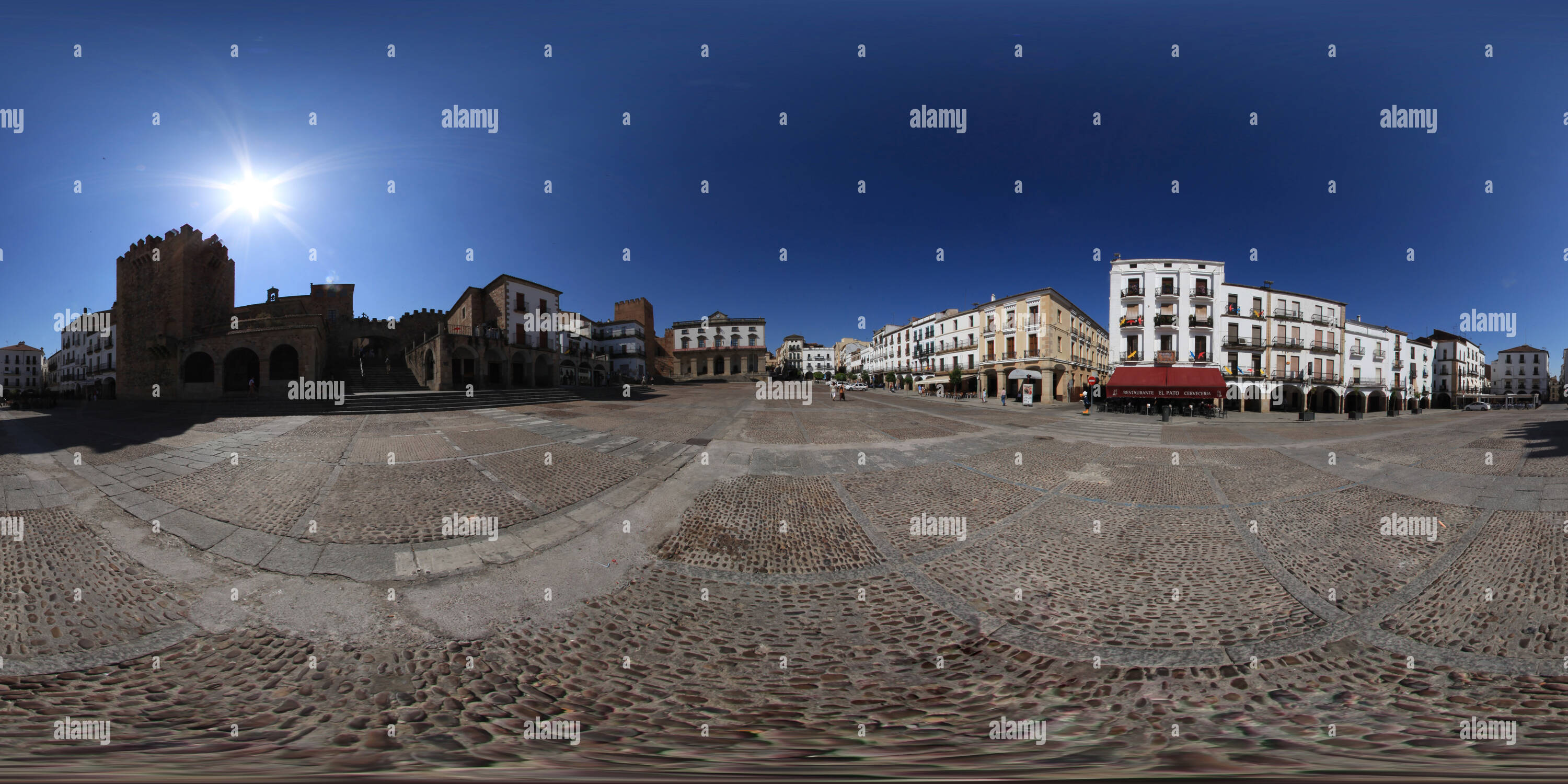 Visualizzazione panoramica a 360 gradi di Plaza Mayor de Cáceres