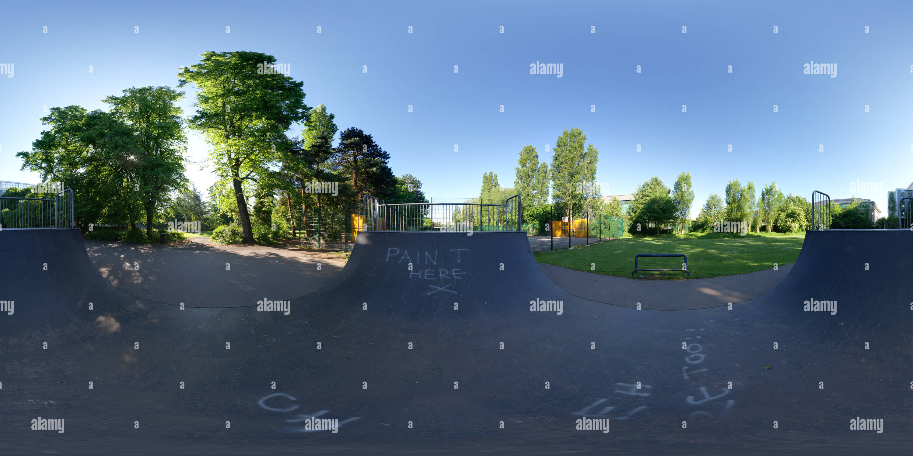 Visualizzazione panoramica a 360 gradi di Parco Fassnidge skate park