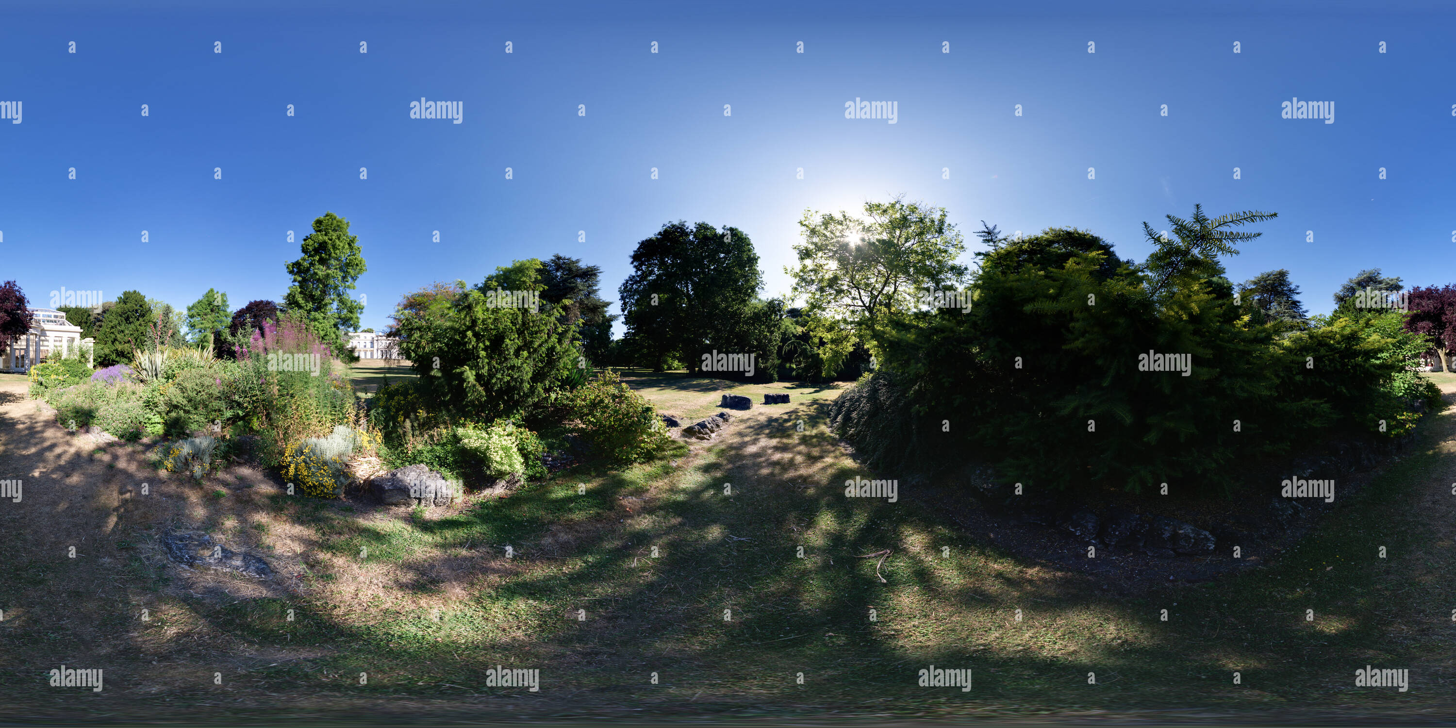 Visualizzazione panoramica a 360 gradi di Gunnersbury Park, l'aranciera