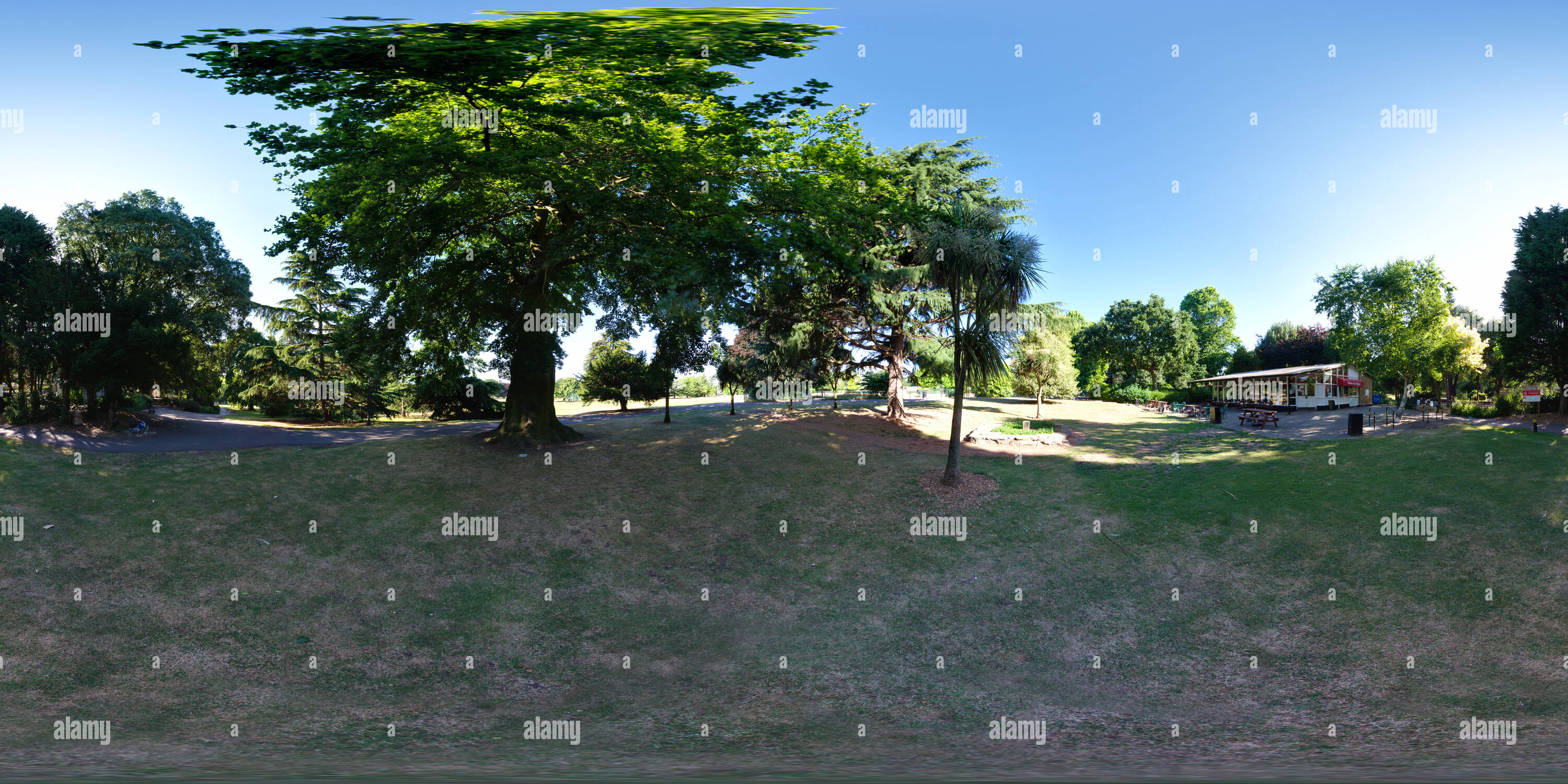 Visualizzazione panoramica a 360 gradi di Gunnersbury Park, il Cafe