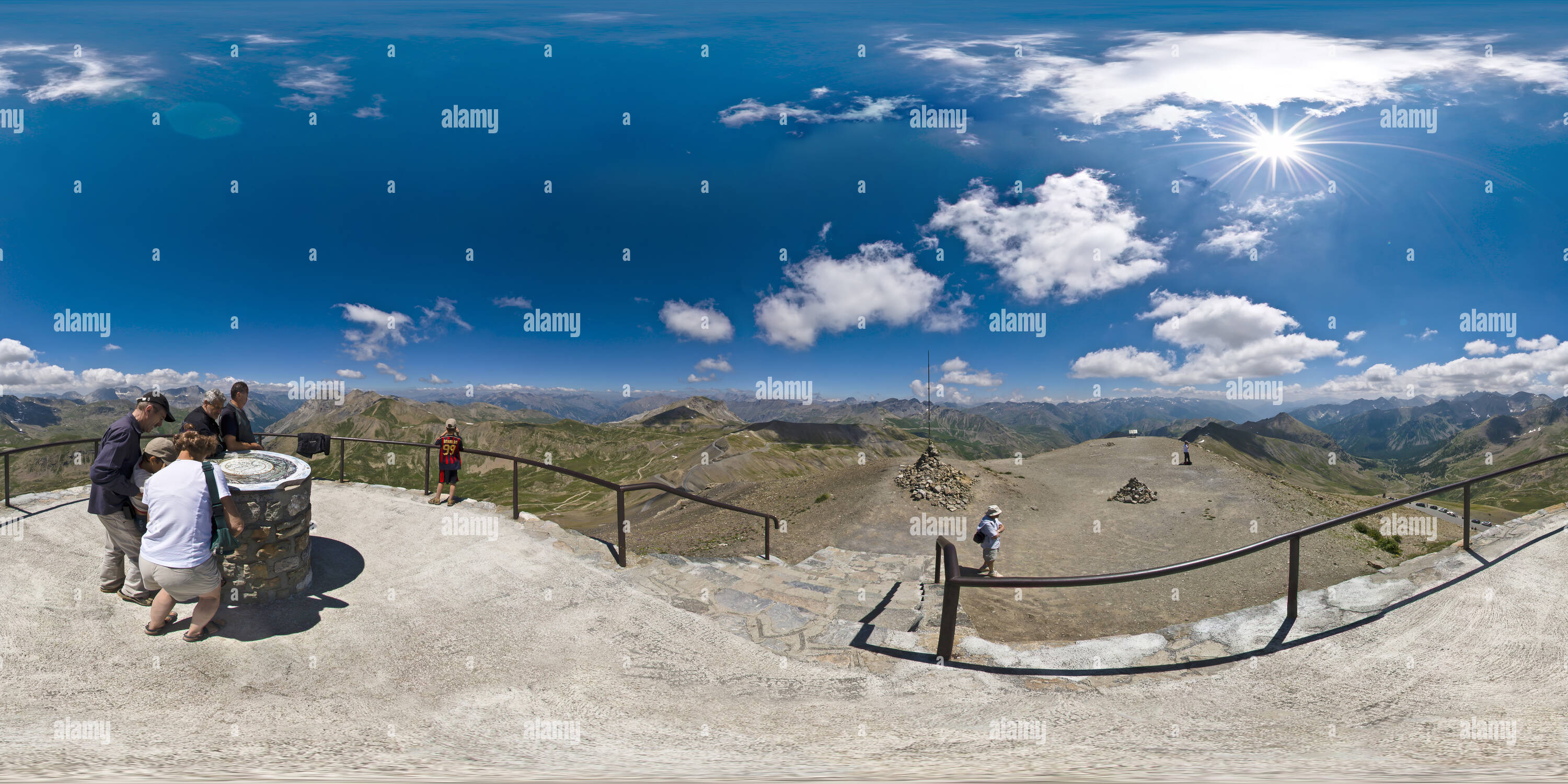 Visualizzazione panoramica a 360 gradi di Col de la Bonnette Parc du Mercantour