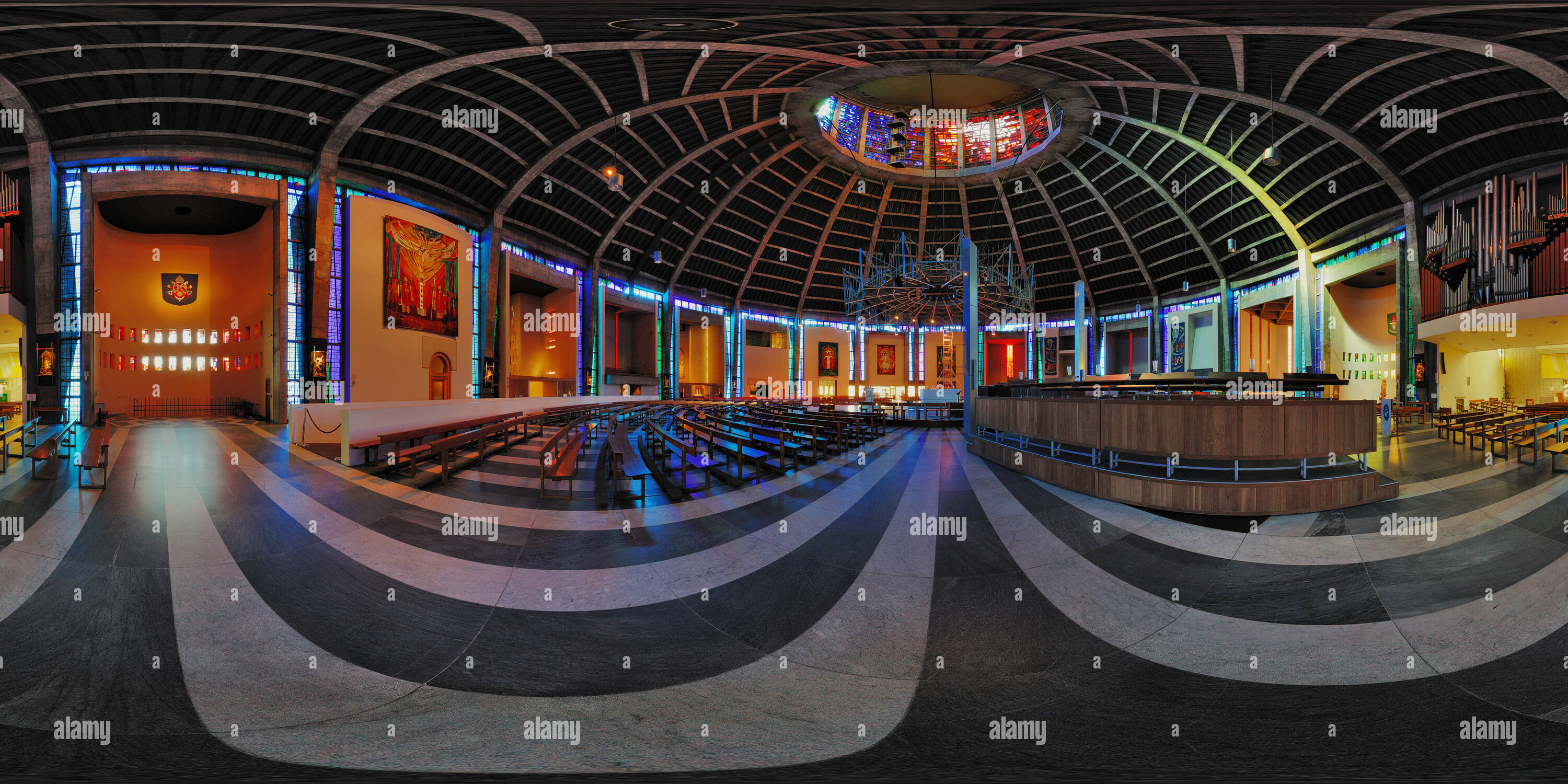 Visualizzazione panoramica a 360 gradi di Liverpool Metropolitan Cathedral