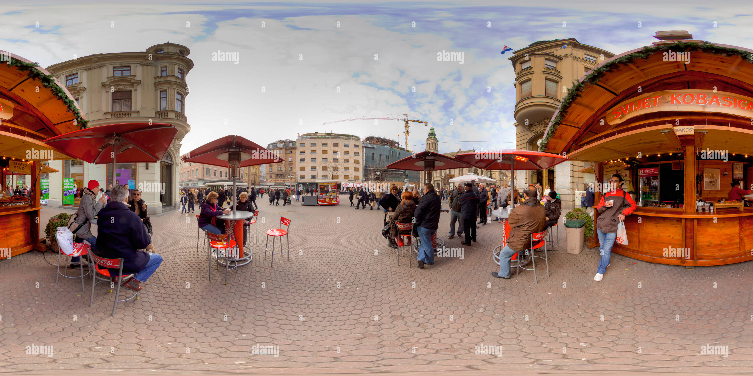 Visualizzazione panoramica a 360 gradi di Petar Preradović Square (Fiori Piazza)