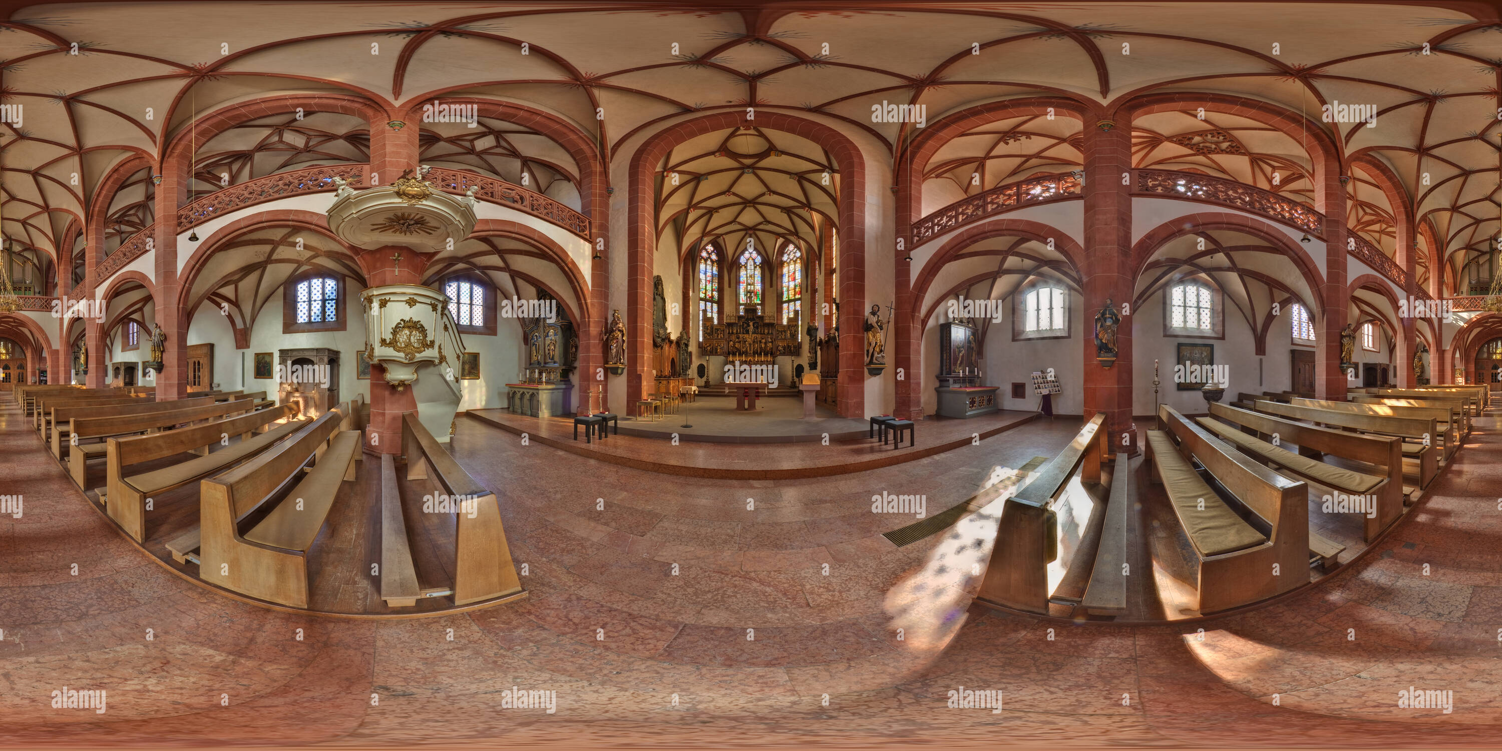 Visualizzazione panoramica a 360 gradi di Geisenheim Rheingauer Dom