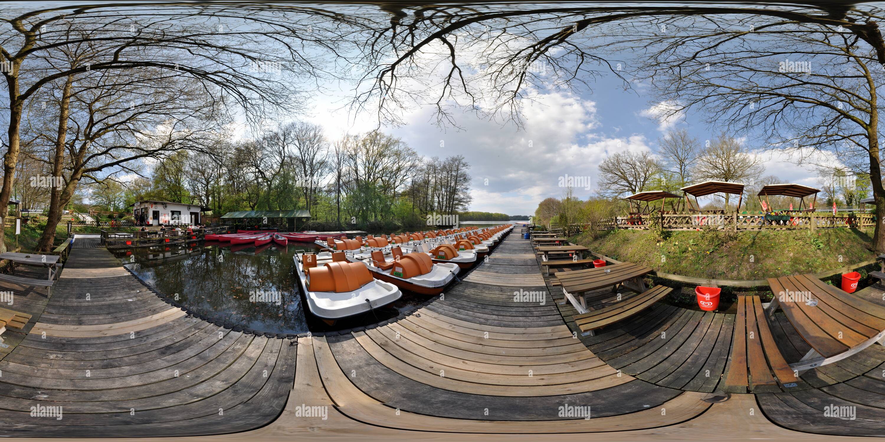 Visualizzazione panoramica a 360 gradi di Bootsverleih an der Antoniusbruecke Halterner am Stausee