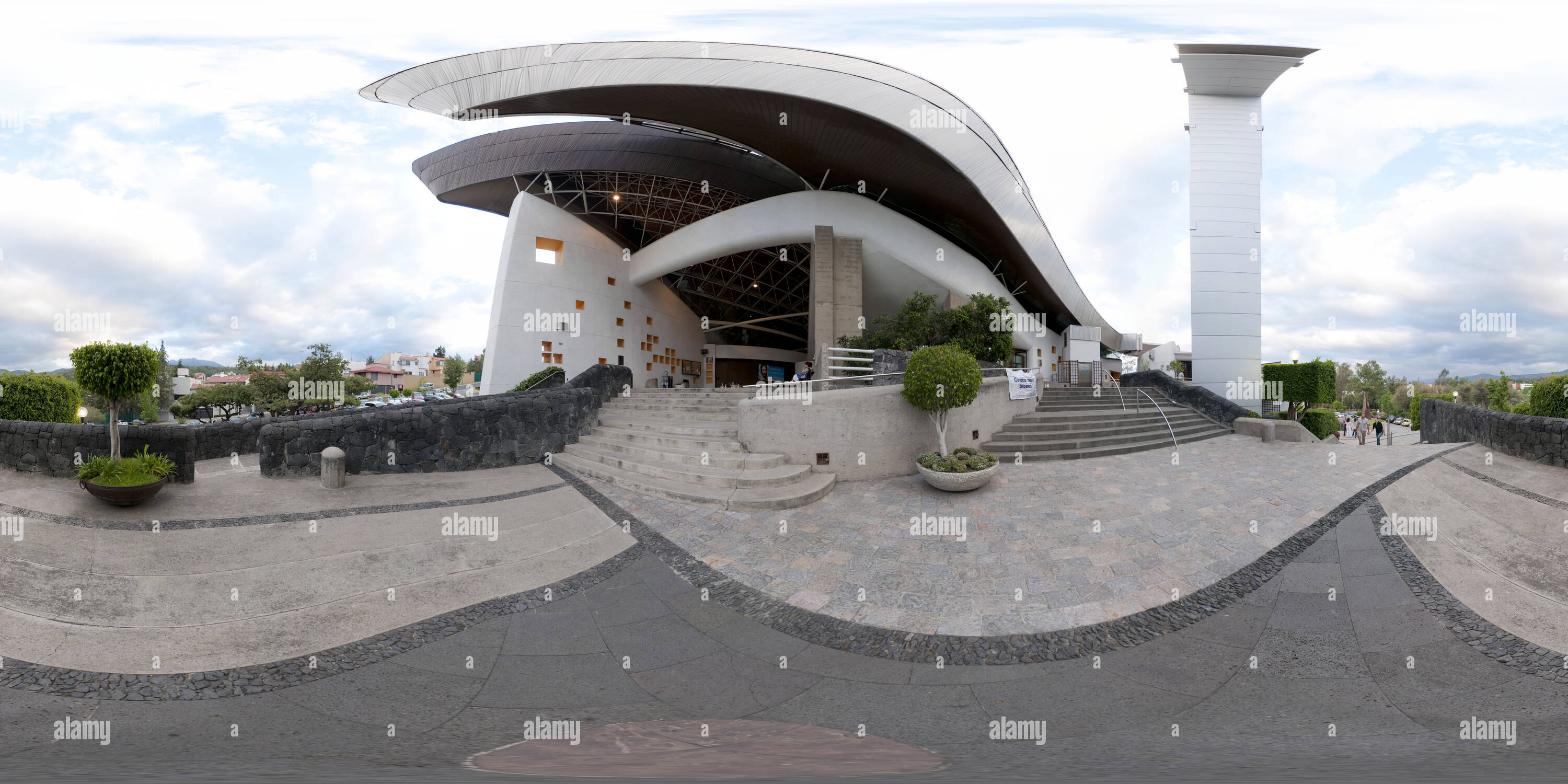 Visualizzazione panoramica a 360 gradi di La Chiesa "Esperanza de María en la Resurrección del Señor' 02