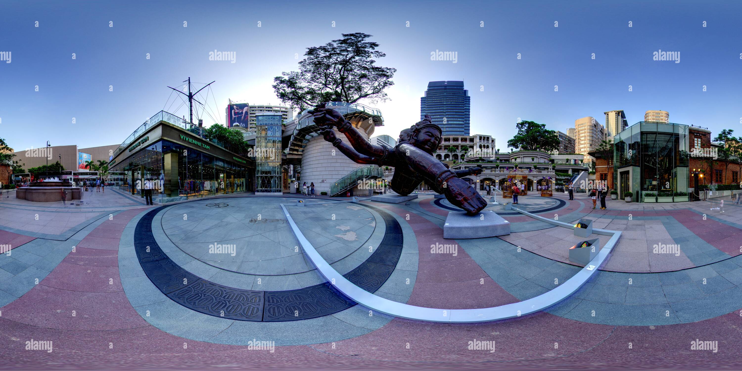 Visualizzazione panoramica a 360 gradi di 1881 patrimonio con tre teste sei bracci (Zhang Huan)