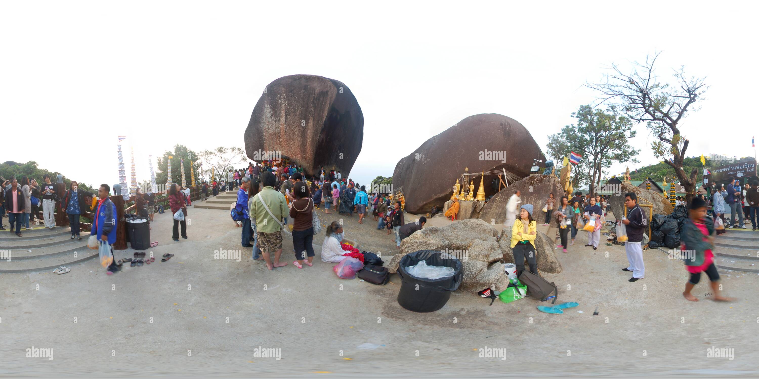 Visualizzazione panoramica a 360 gradi di PraBat Pluang