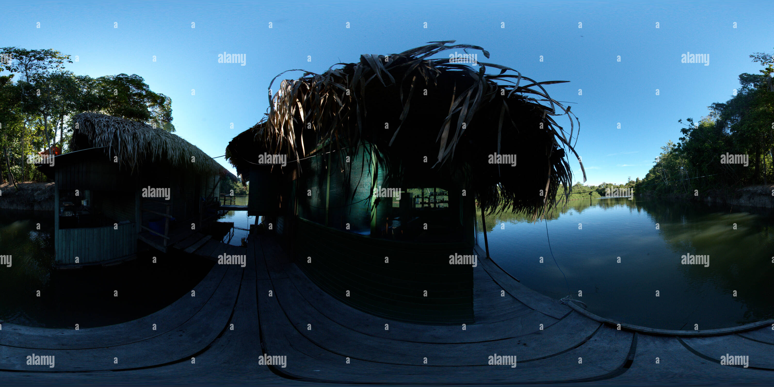 Visualizzazione panoramica a 360 gradi di Advanced Camp