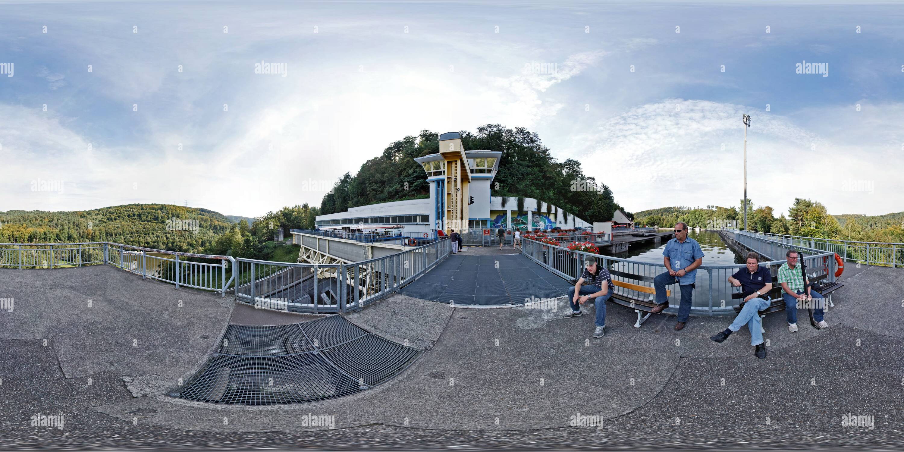 Visualizzazione panoramica a 360 gradi di Saint-Louis-Arzviller, Boat Lift, Plan Incliné, vista di massa 1