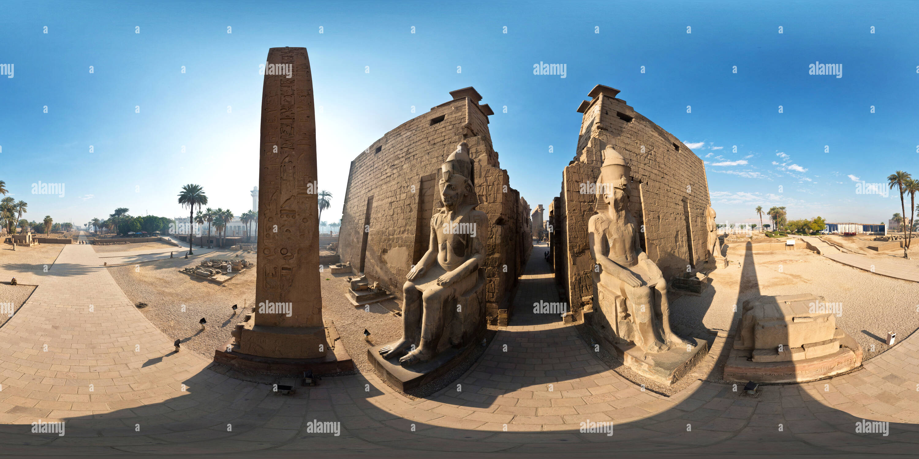 Visualizzazione panoramica a 360 gradi di Tempio di Luxor ingresso Cose fino Aereal