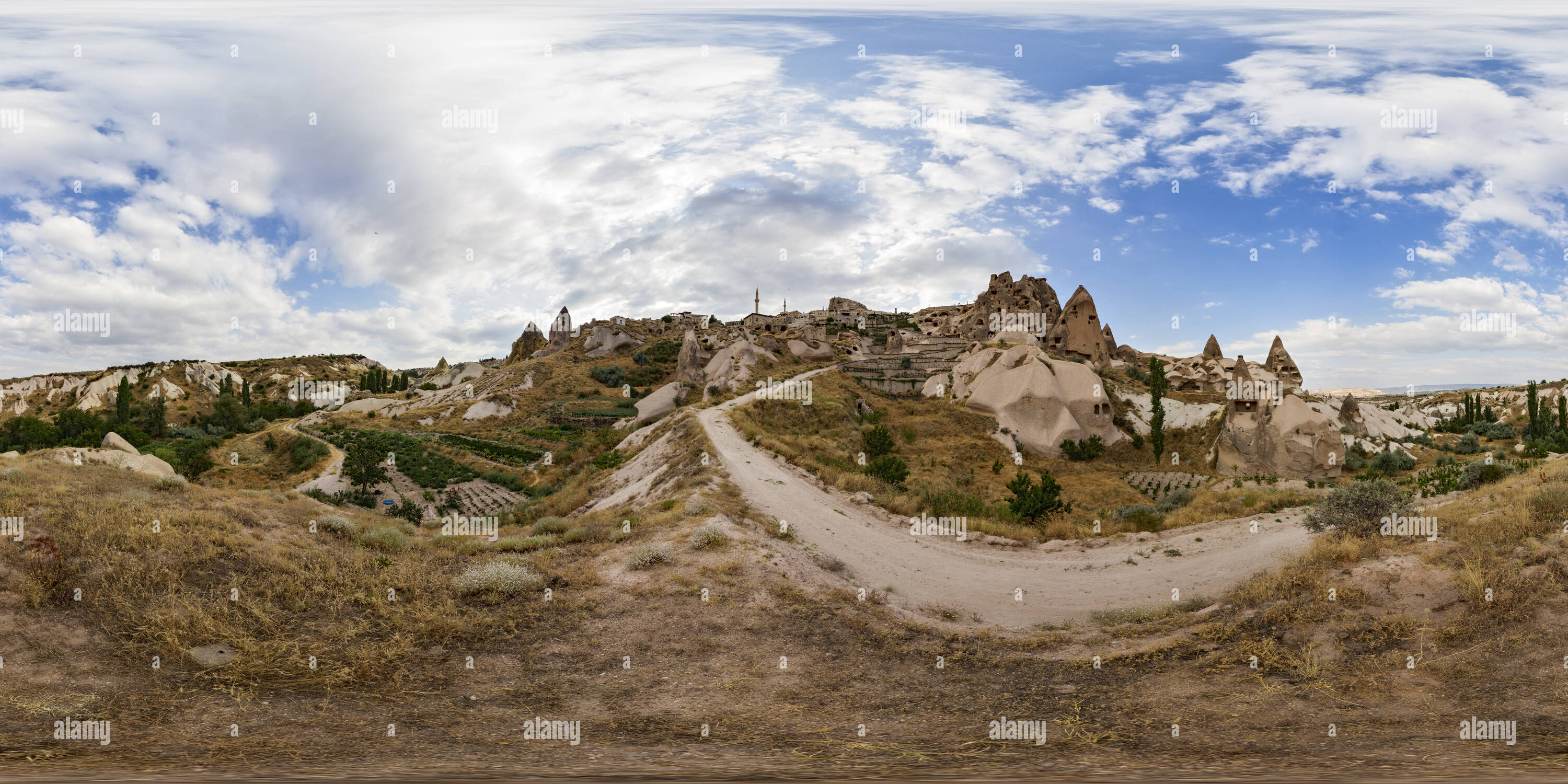 Visualizzazione panoramica a 360 gradi di Uçhisar in Cappadocia, Turchia
