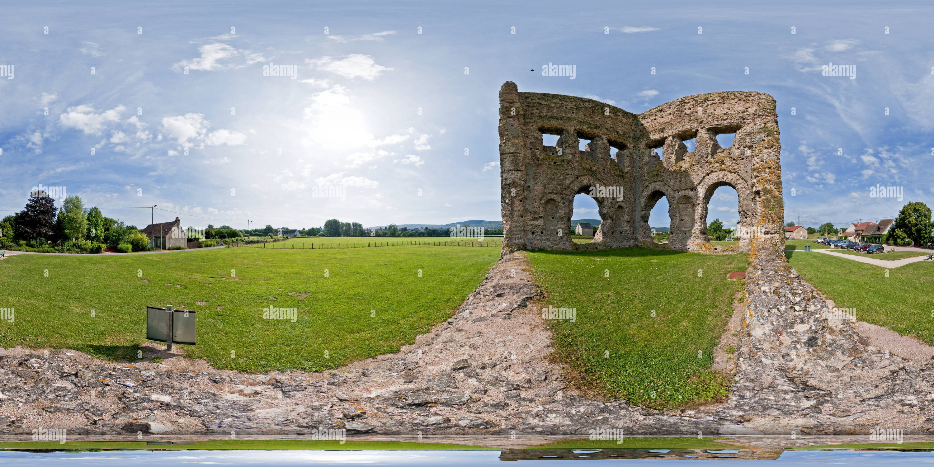 Visualizzazione panoramica a 360 gradi di Tempio di Giano