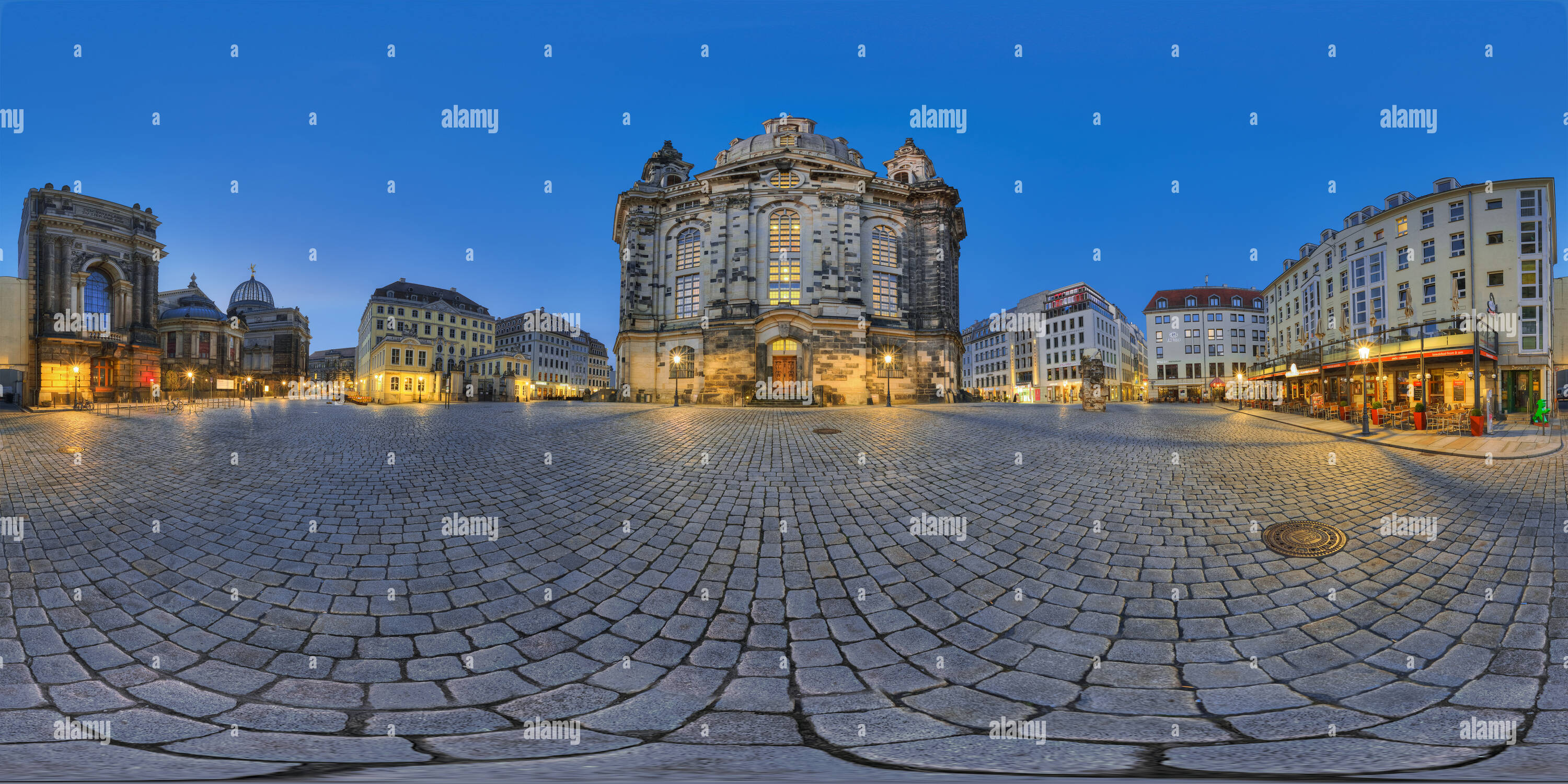 Visualizzazione panoramica a 360 gradi di A Dresda, Frauenkirche