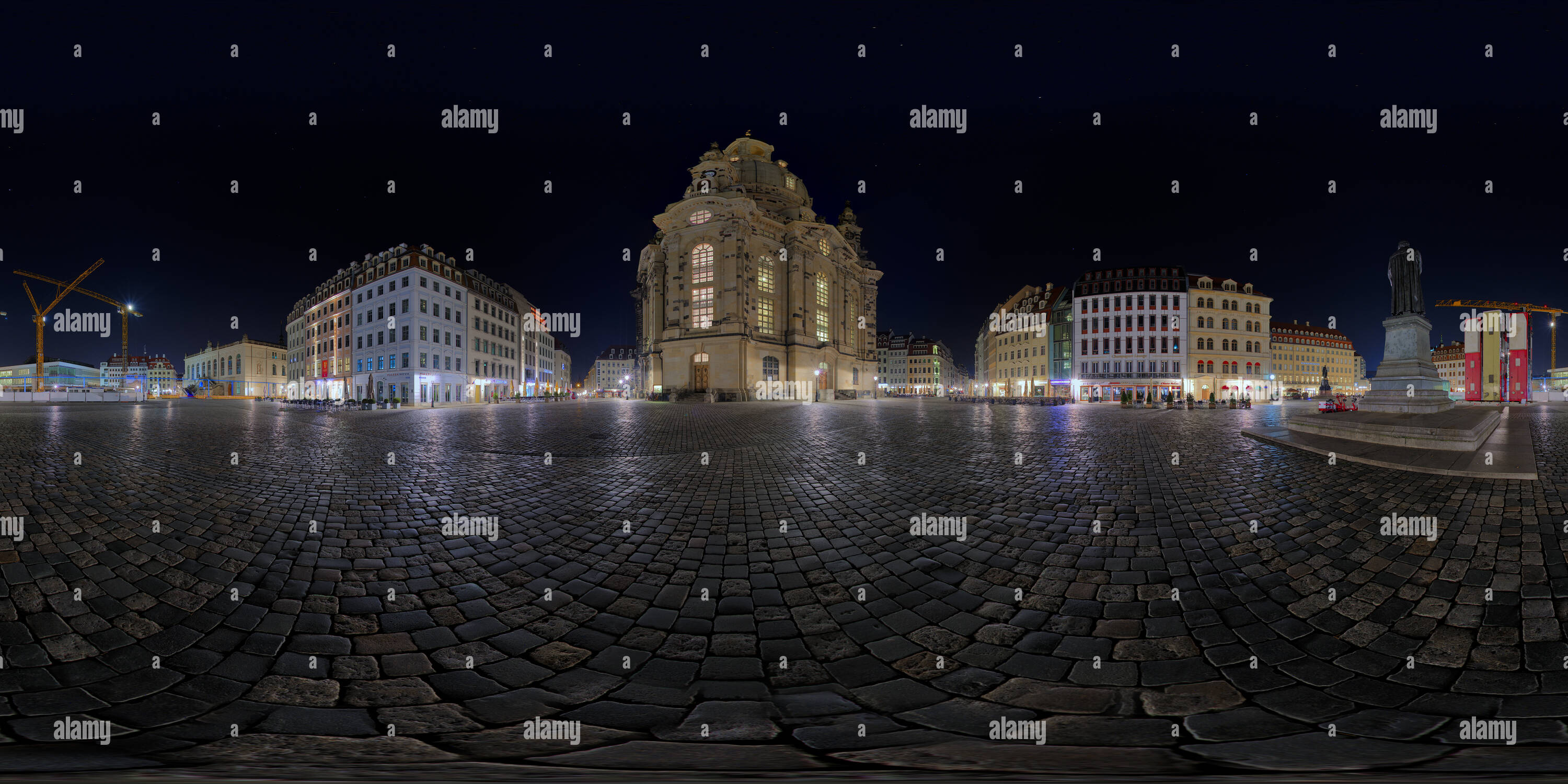 Visualizzazione panoramica a 360 gradi di A Dresda, Frauenkirche