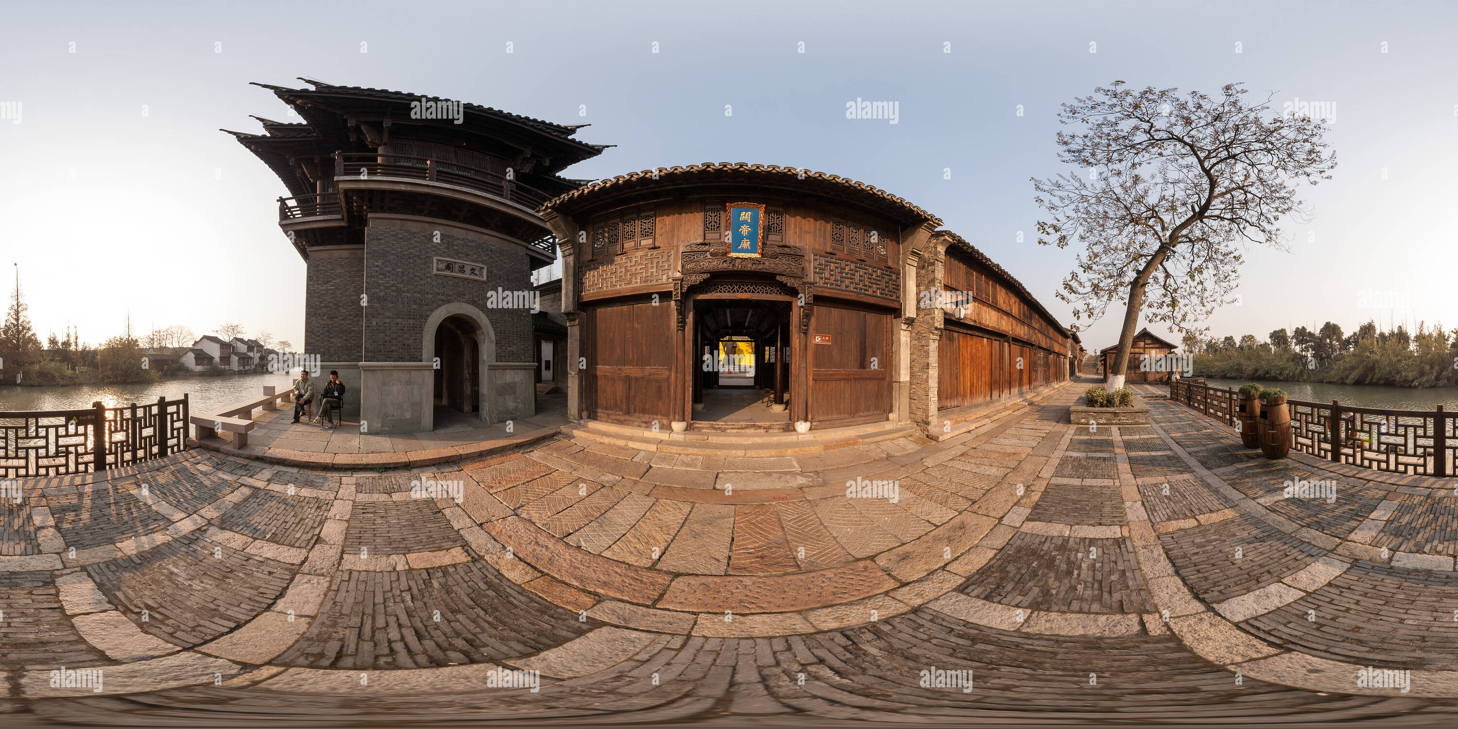 Visualizzazione panoramica a 360 gradi di Jiaxing - la Xishan Scenic - Wenchang Pavilion, Tempio