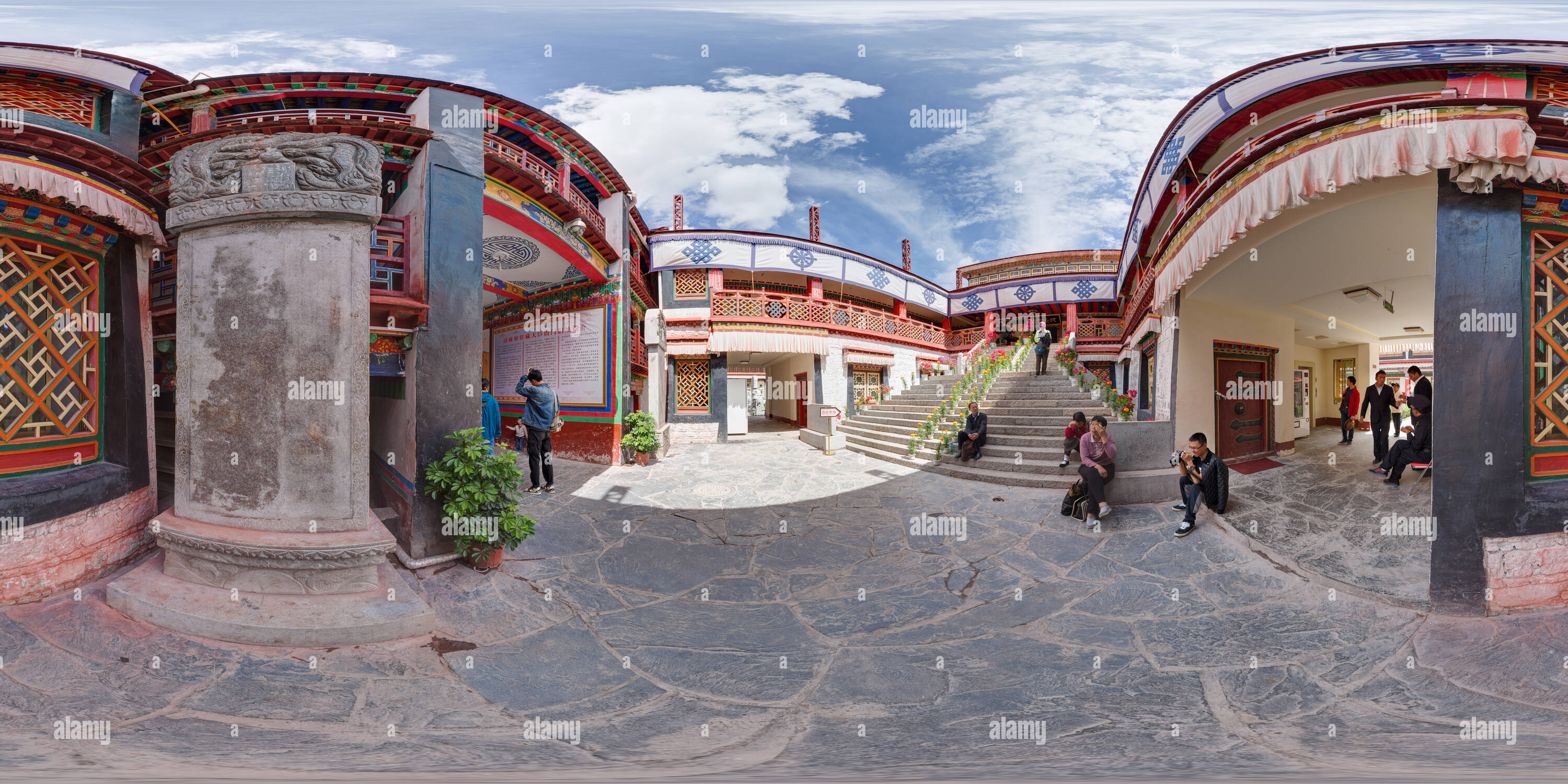 Visualizzazione panoramica a 360 gradi di Lhasa - La vecchia sede del governo Qing burocratico galleria Amban -18-2014