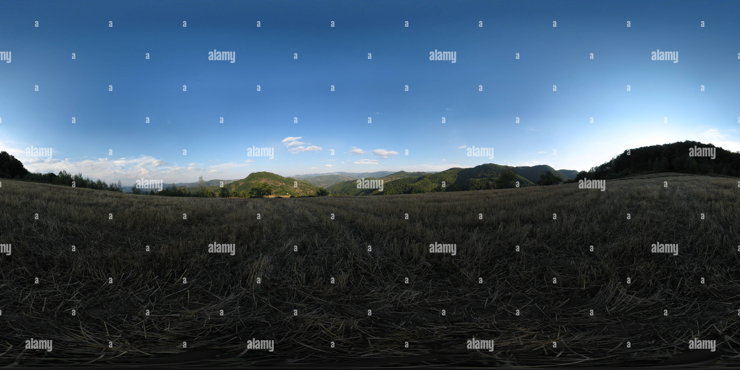 Visualizzazione panoramica a 360 gradi di Colline che circondano Ivanjica