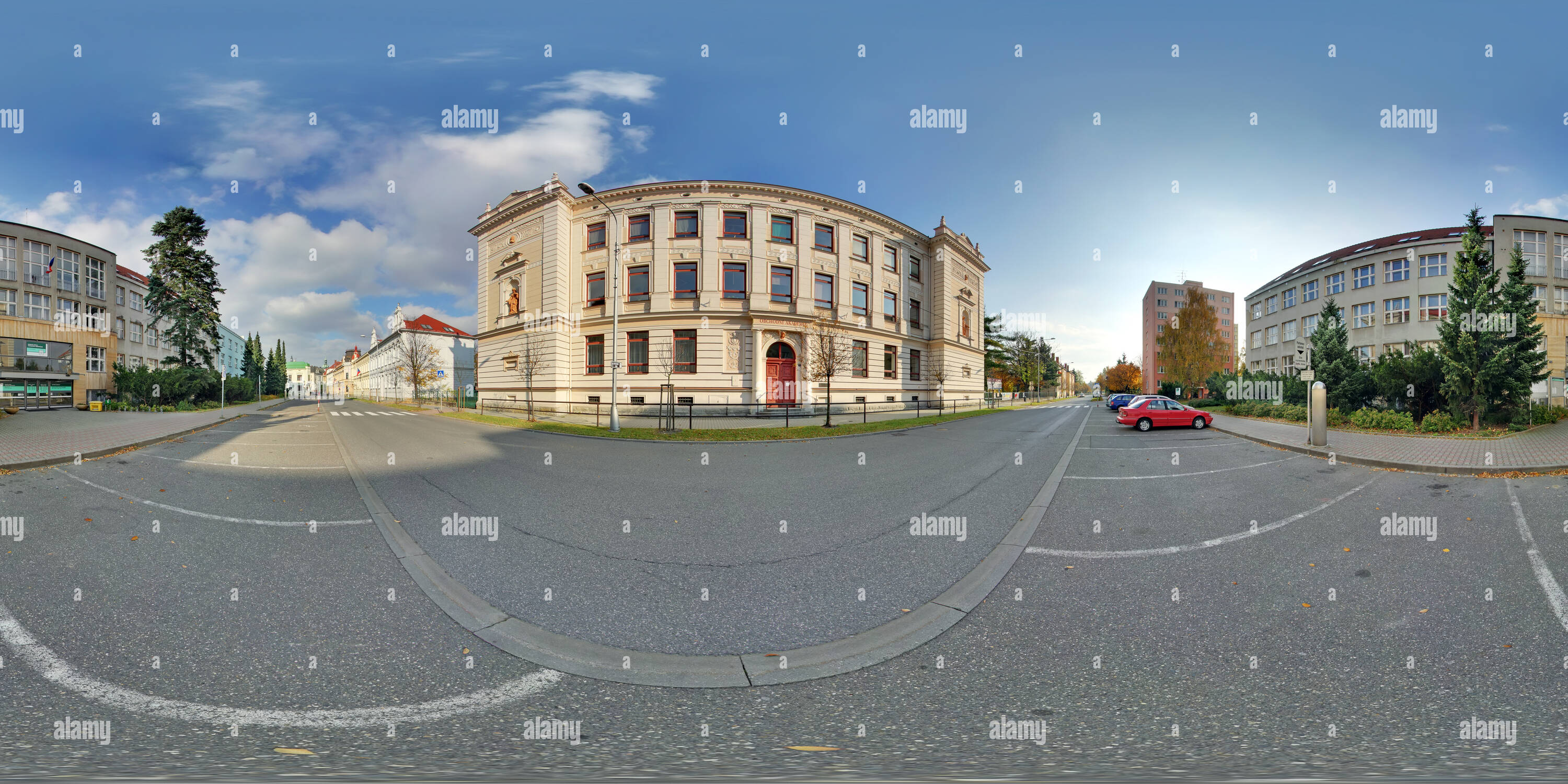 Visualizzazione panoramica a 360 gradi di Obchodní akademie ve Frýdku-Místku