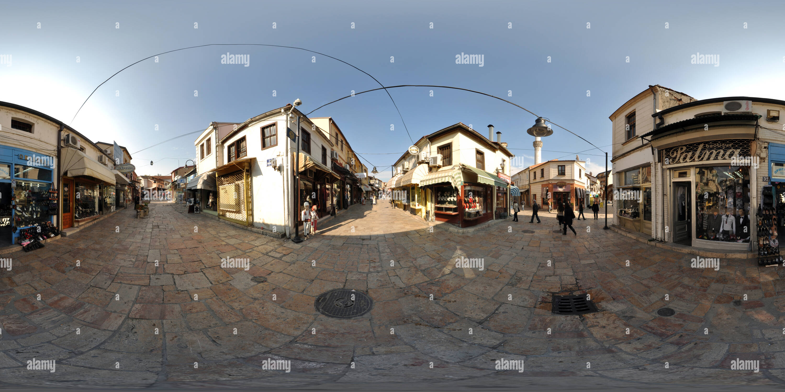 Visualizzazione panoramica a 360 gradi di Il Vecchio Bazar - Stara Carsija - Skopje / Macedonia