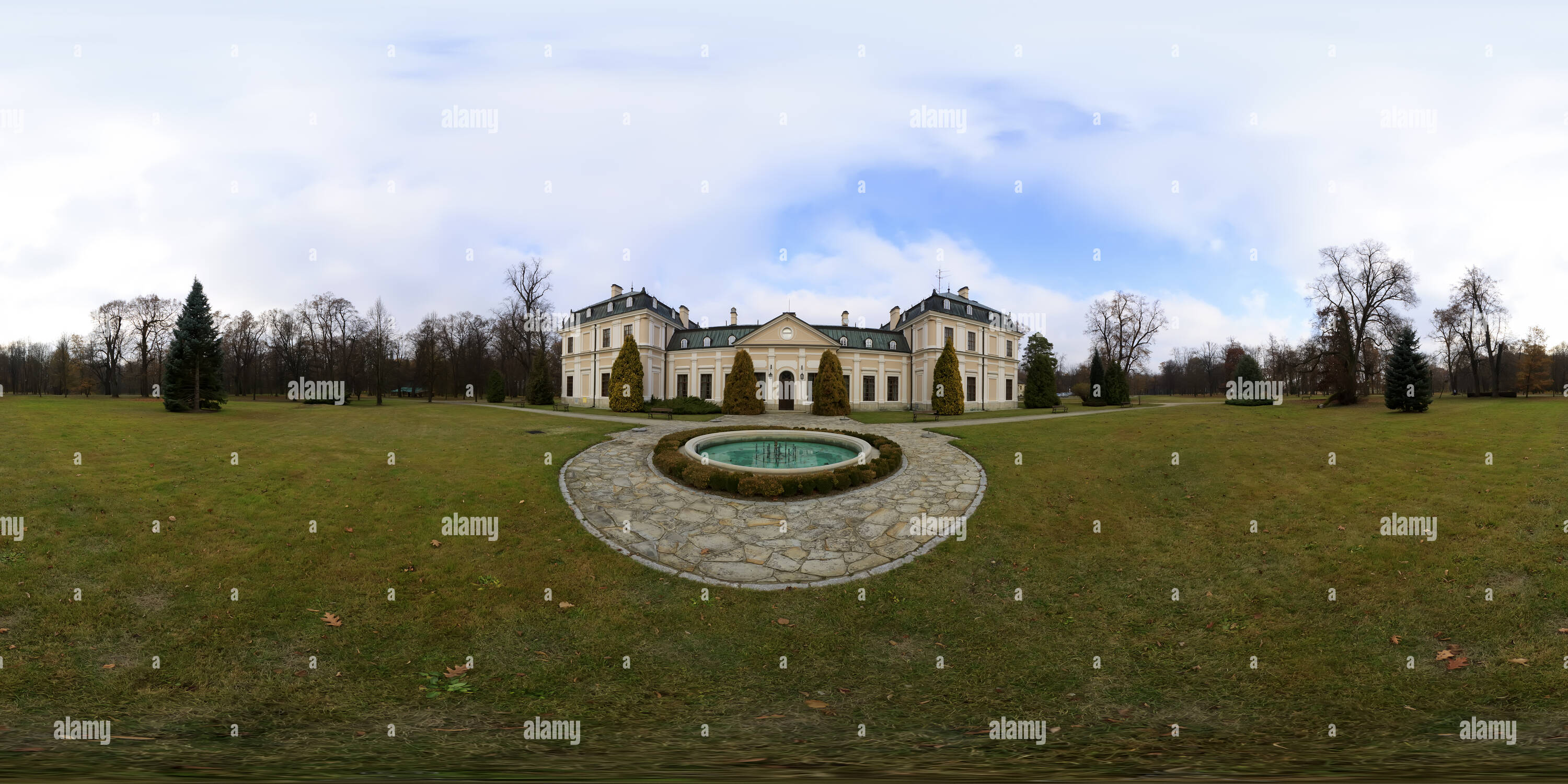 Visualizzazione panoramica a 360 gradi di Sieniawa - Pałac Czartoryskich #2