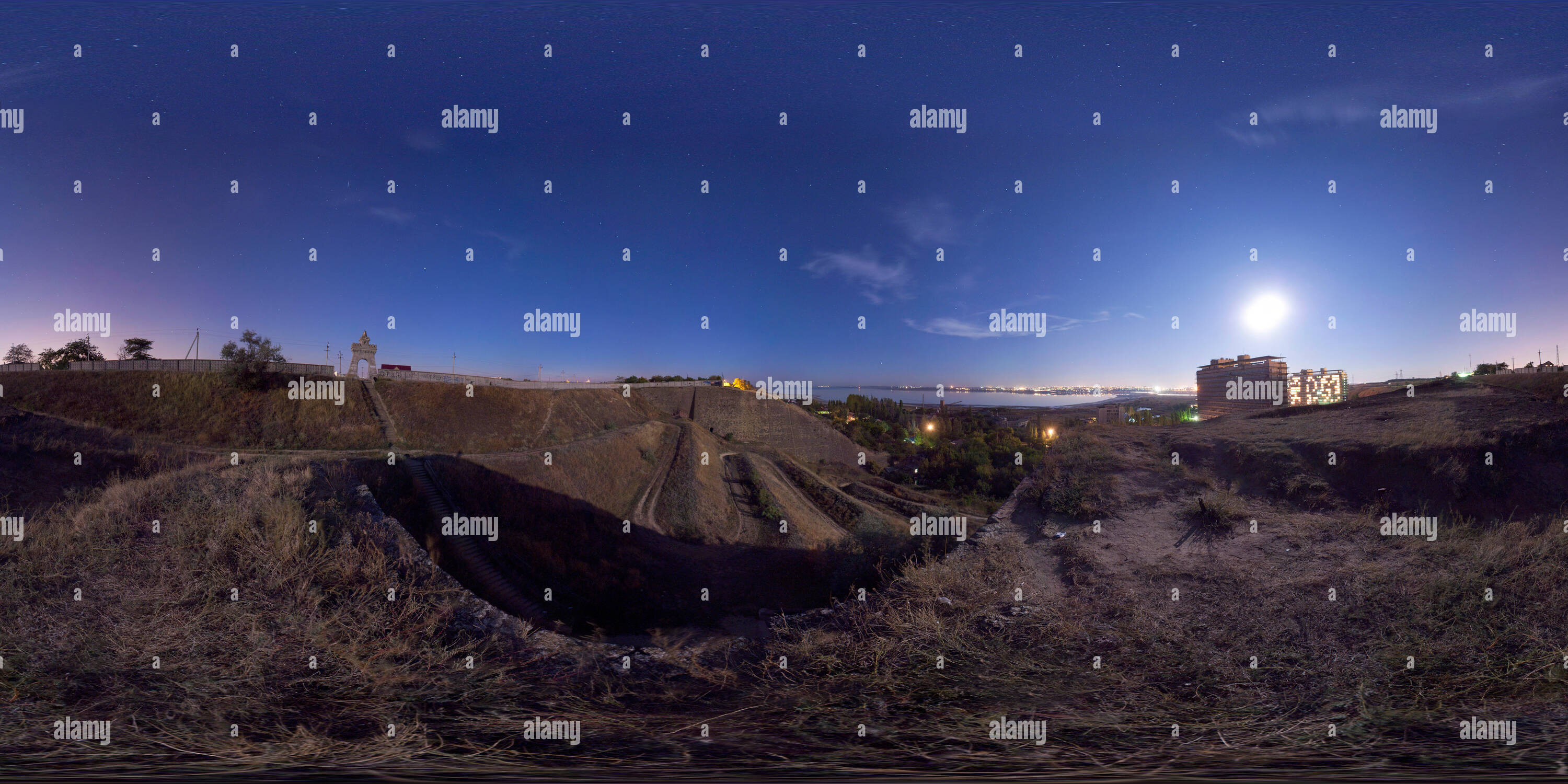 Visualizzazione panoramica a 360 gradi di Kujalnik firth quartiere di notte