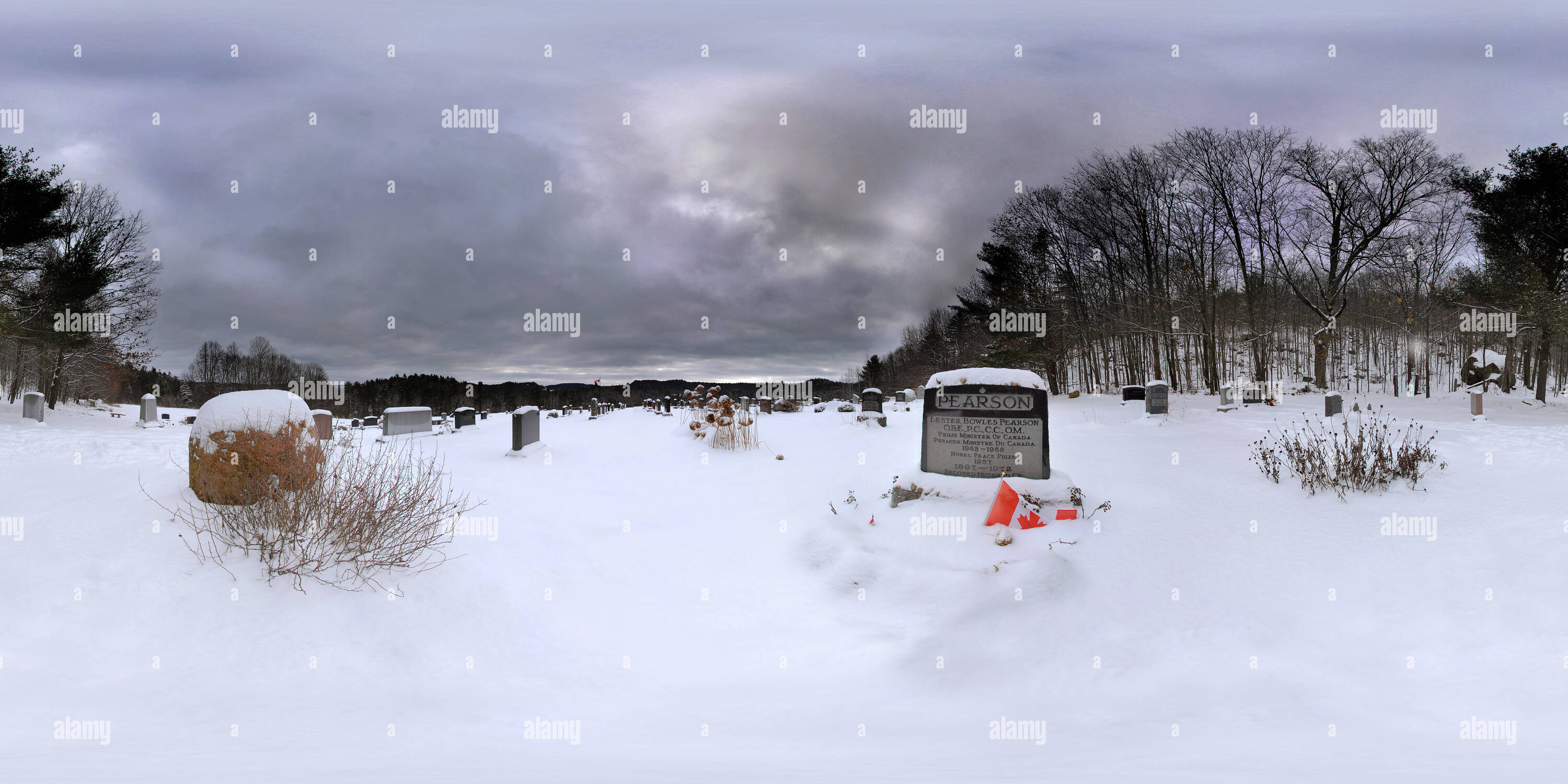 Visualizzazione panoramica a 360 gradi di L'ultimo luogo di riposo di Lester B Pearson, Wakefield, Québec