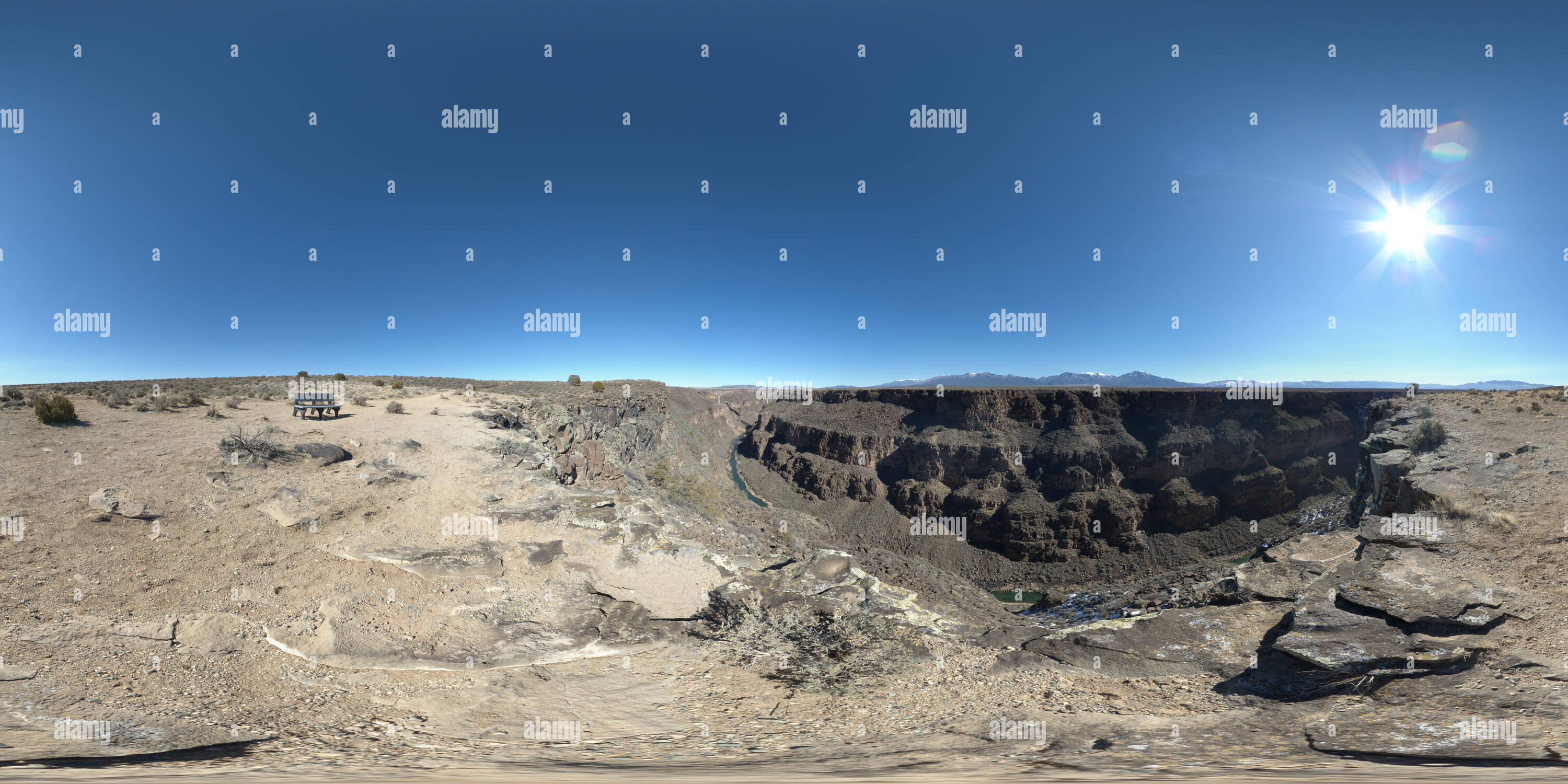 Visualizzazione panoramica a 360 gradi di Rio Grande Gorge State Park, New Mexico, NEGLI STATI UNITI