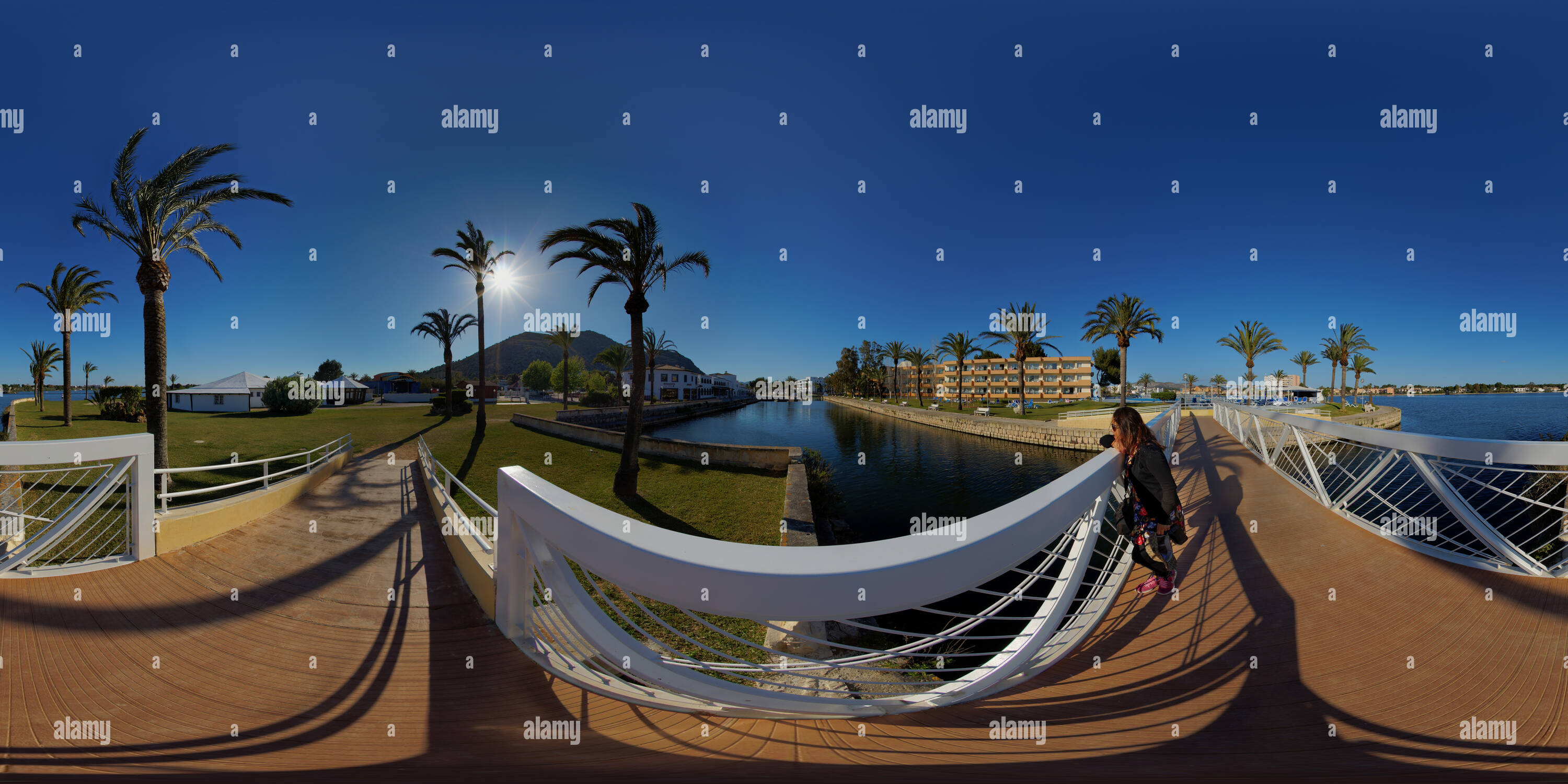 Visualizzazione panoramica a 360 gradi di Lago Mayor