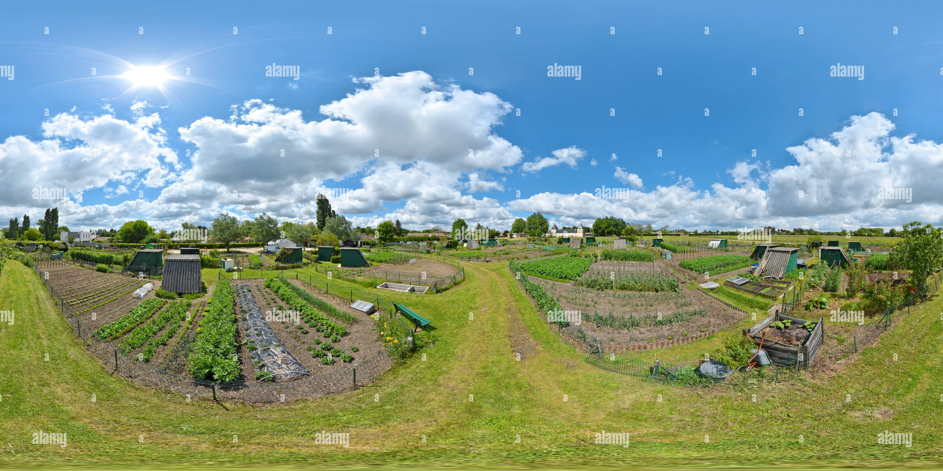 Visualizzazione panoramica a 360 gradi di Jardins Familiaux de Gradignan - Francia