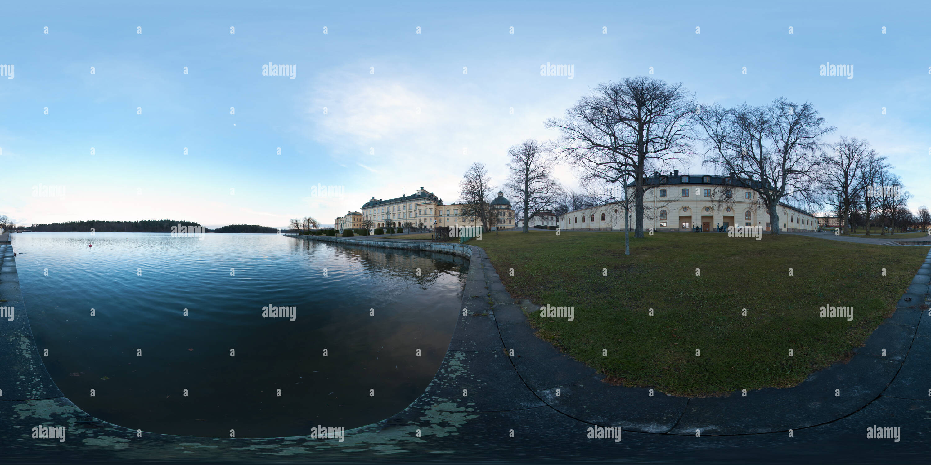 Visualizzazione panoramica a 360 gradi di Drottningholms Slott