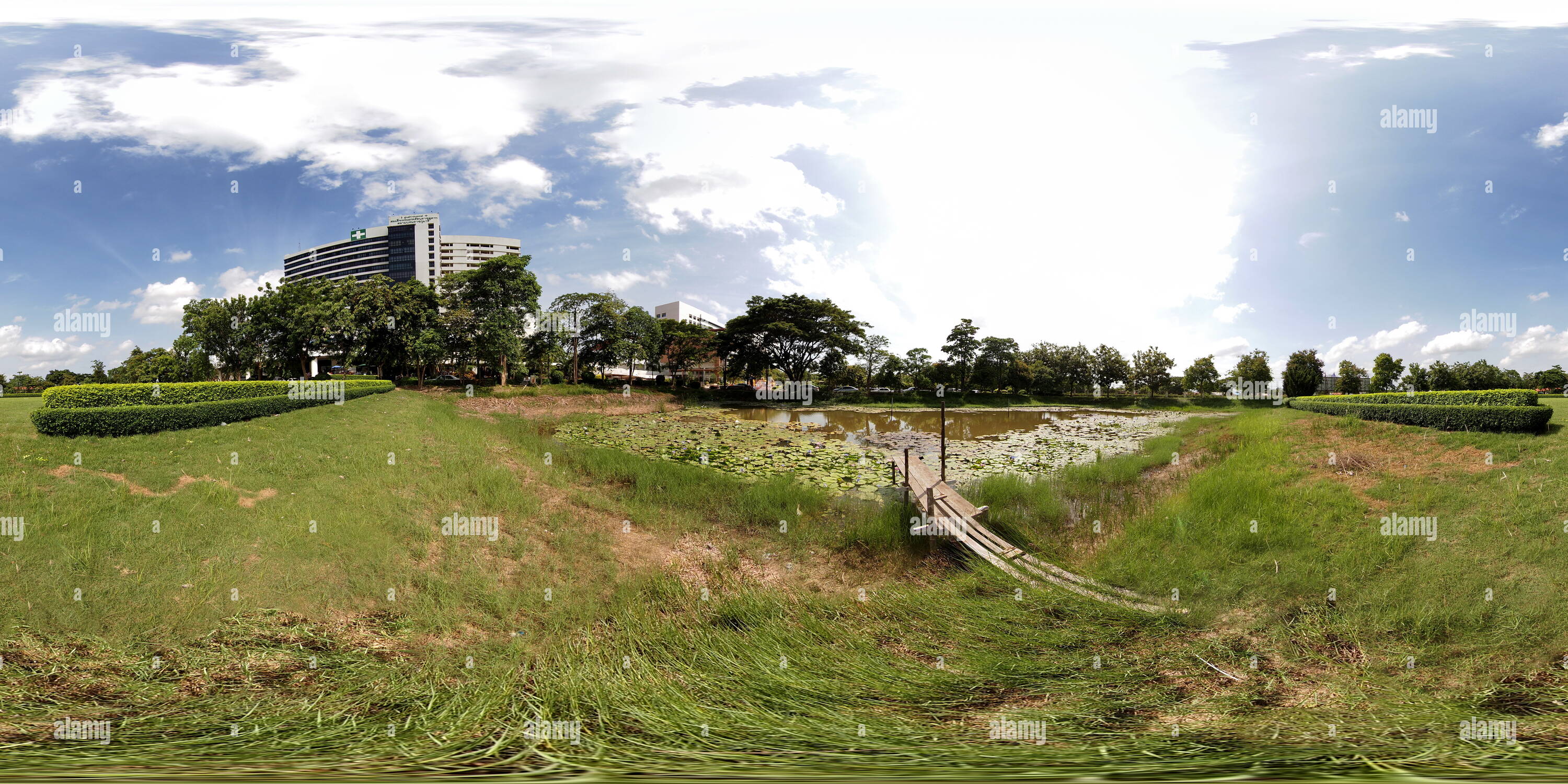 Visualizzazione panoramica a 360 gradi di Sirindhorn Centro medico ospedale