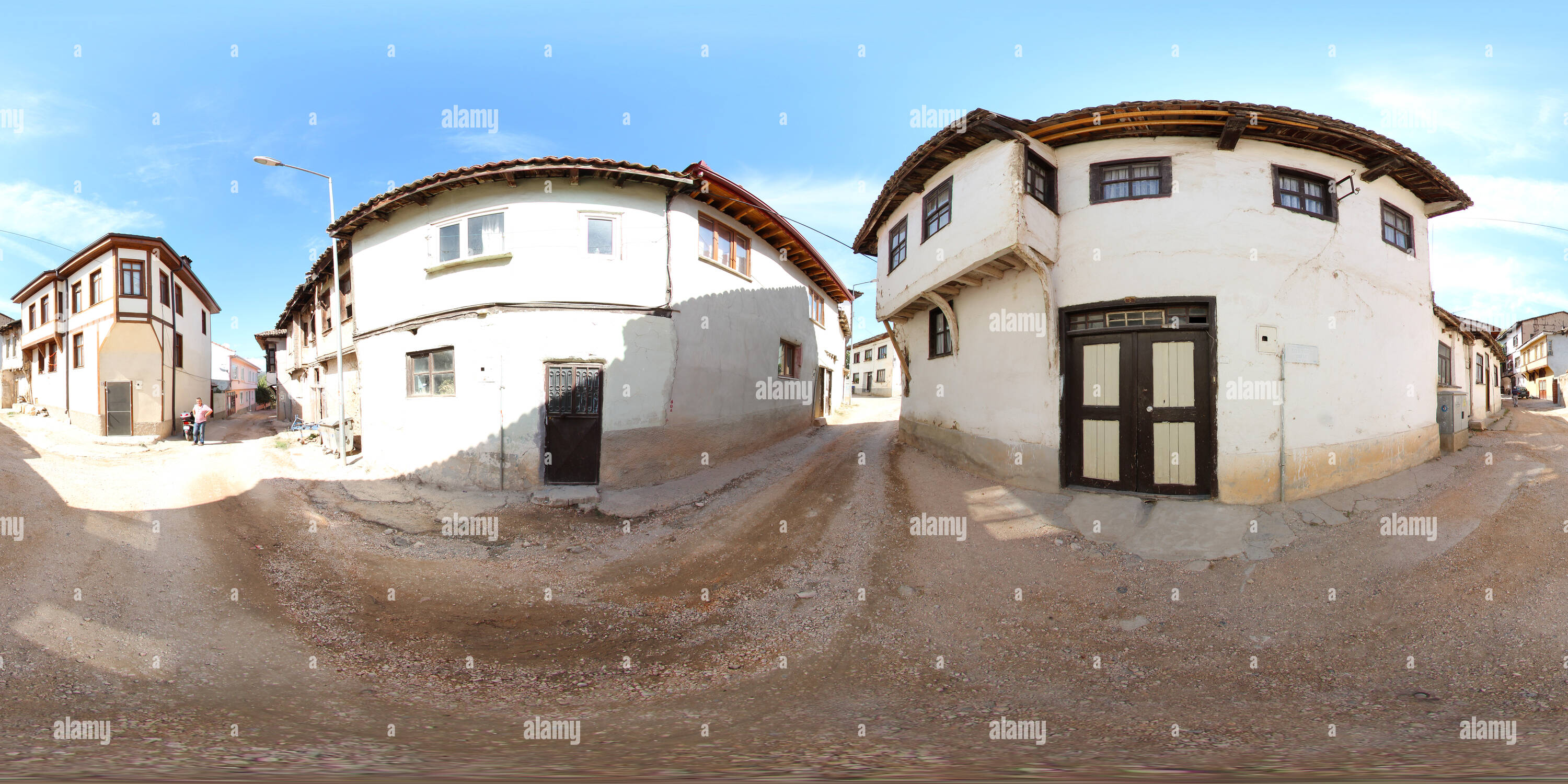 Visualizzazione panoramica a 360 gradi di 245271 - Balaban Cad. - Bingöl Sanal Tur