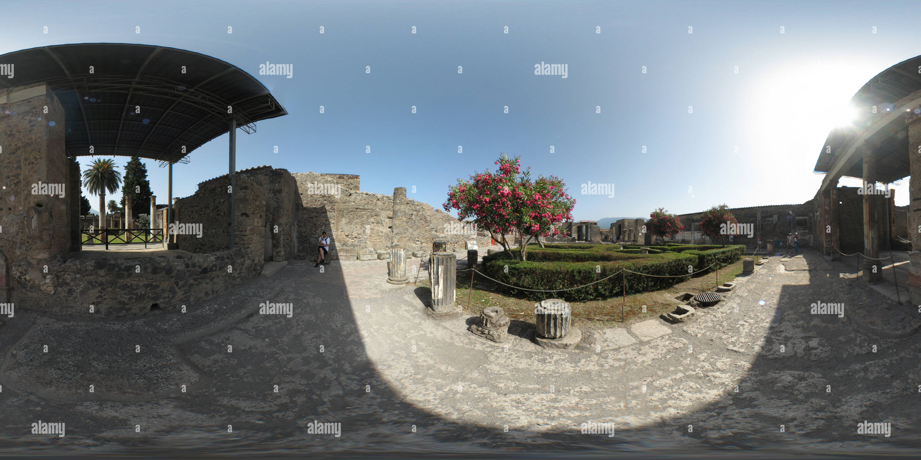 Visualizzazione panoramica a 360 gradi di Pompei - Casa del Fauno-2