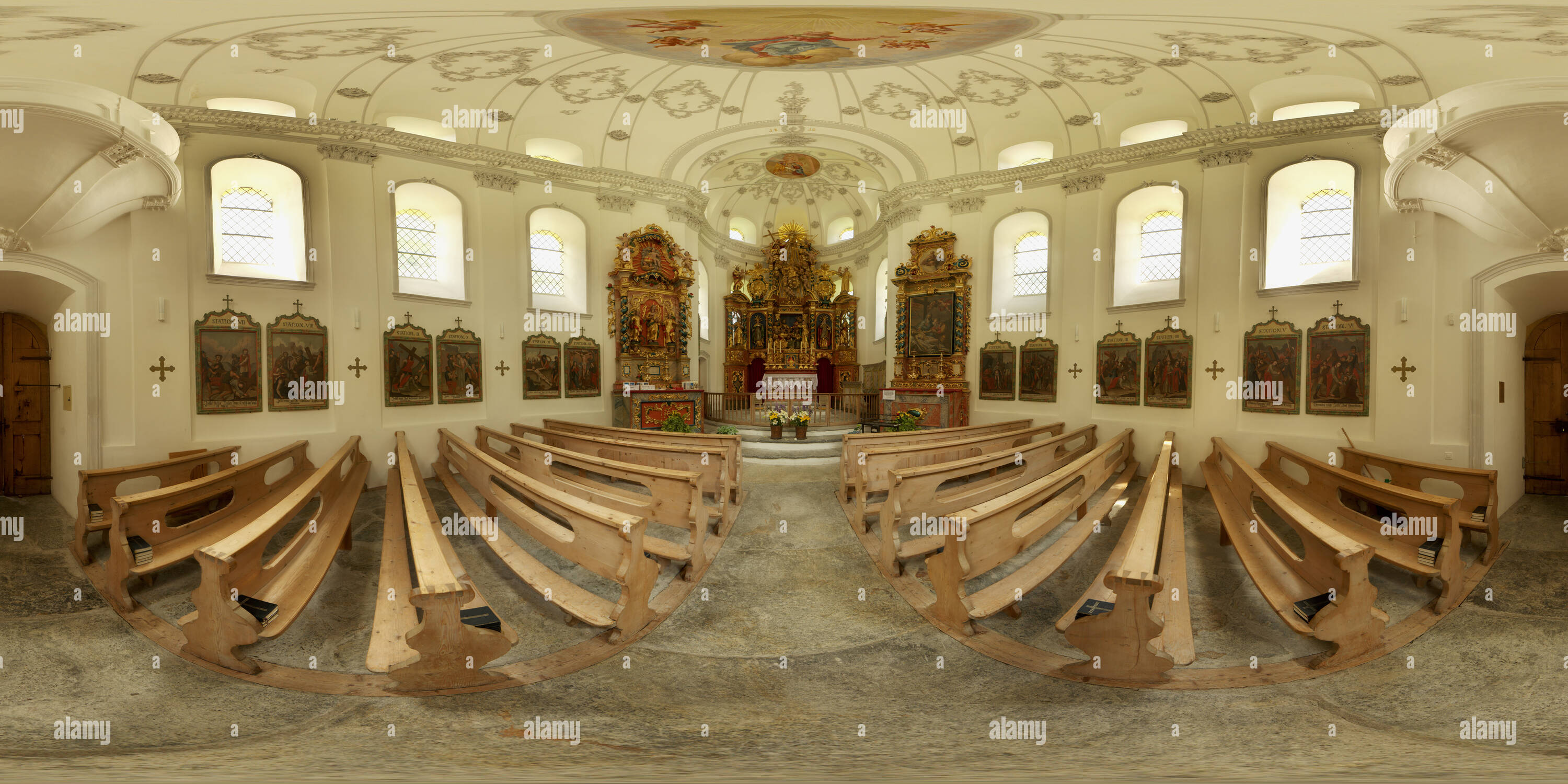 Visualizzazione panoramica a 360 gradi di Barocca chiesa rotonda di Saas-Balen 2
