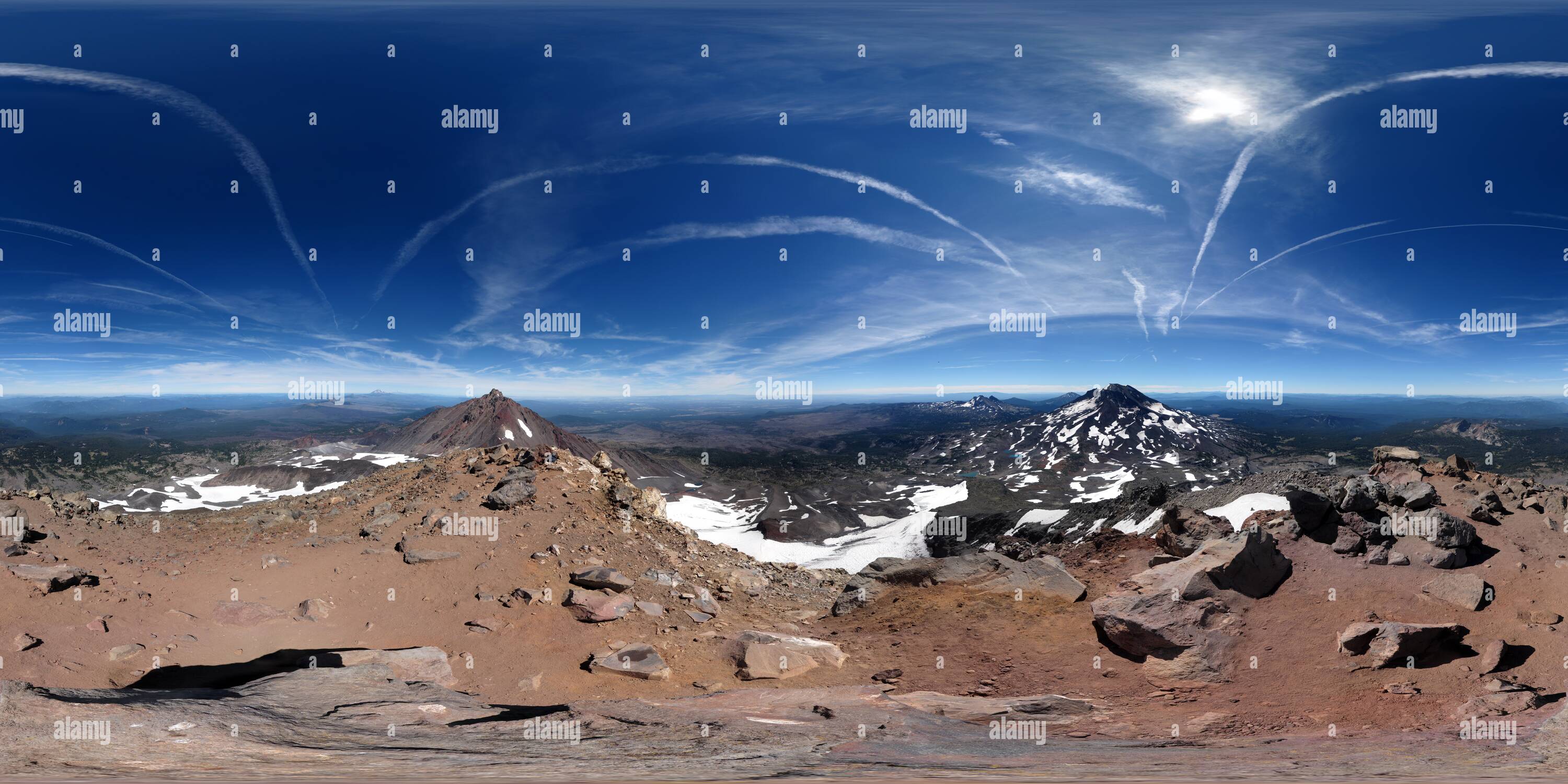 Visualizzazione panoramica a 360 gradi di Centro sorella (10047'/3062m) summit