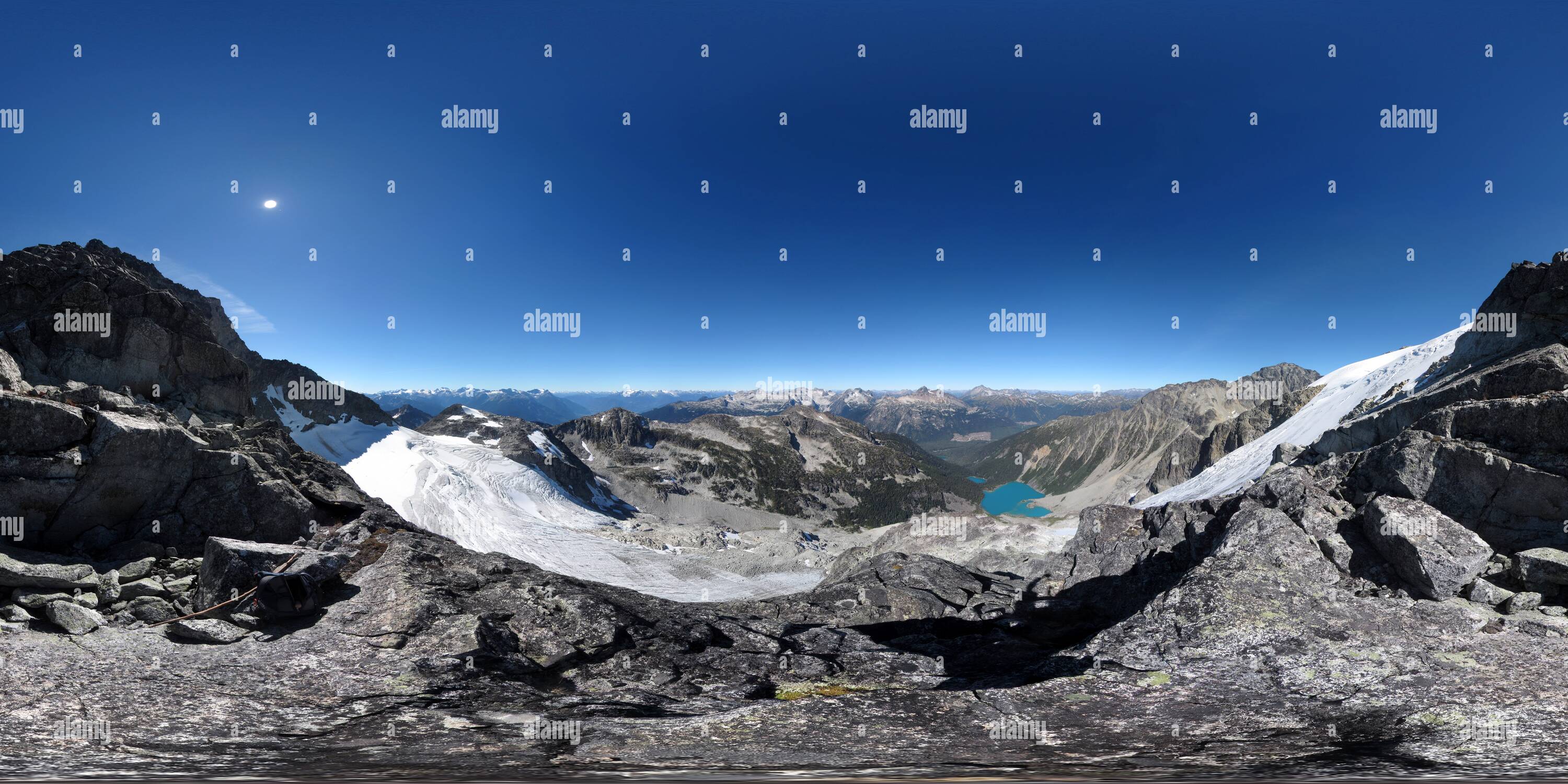 Visualizzazione panoramica a 360 gradi di Slalok Mountain summit ridge