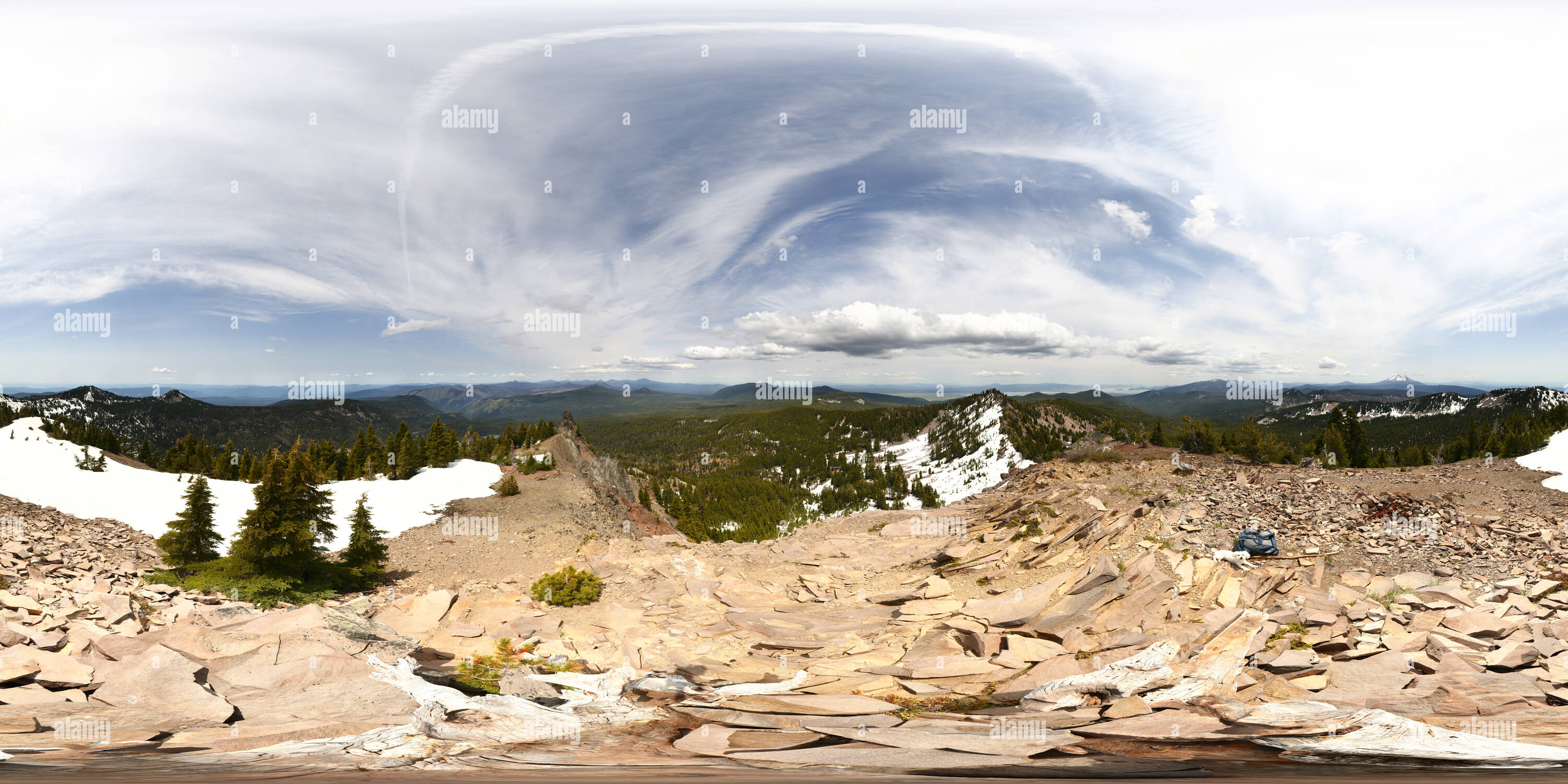 Visualizzazione panoramica a 360 gradi di Devils Peak (7582'/2311m) summit (gigapixel)