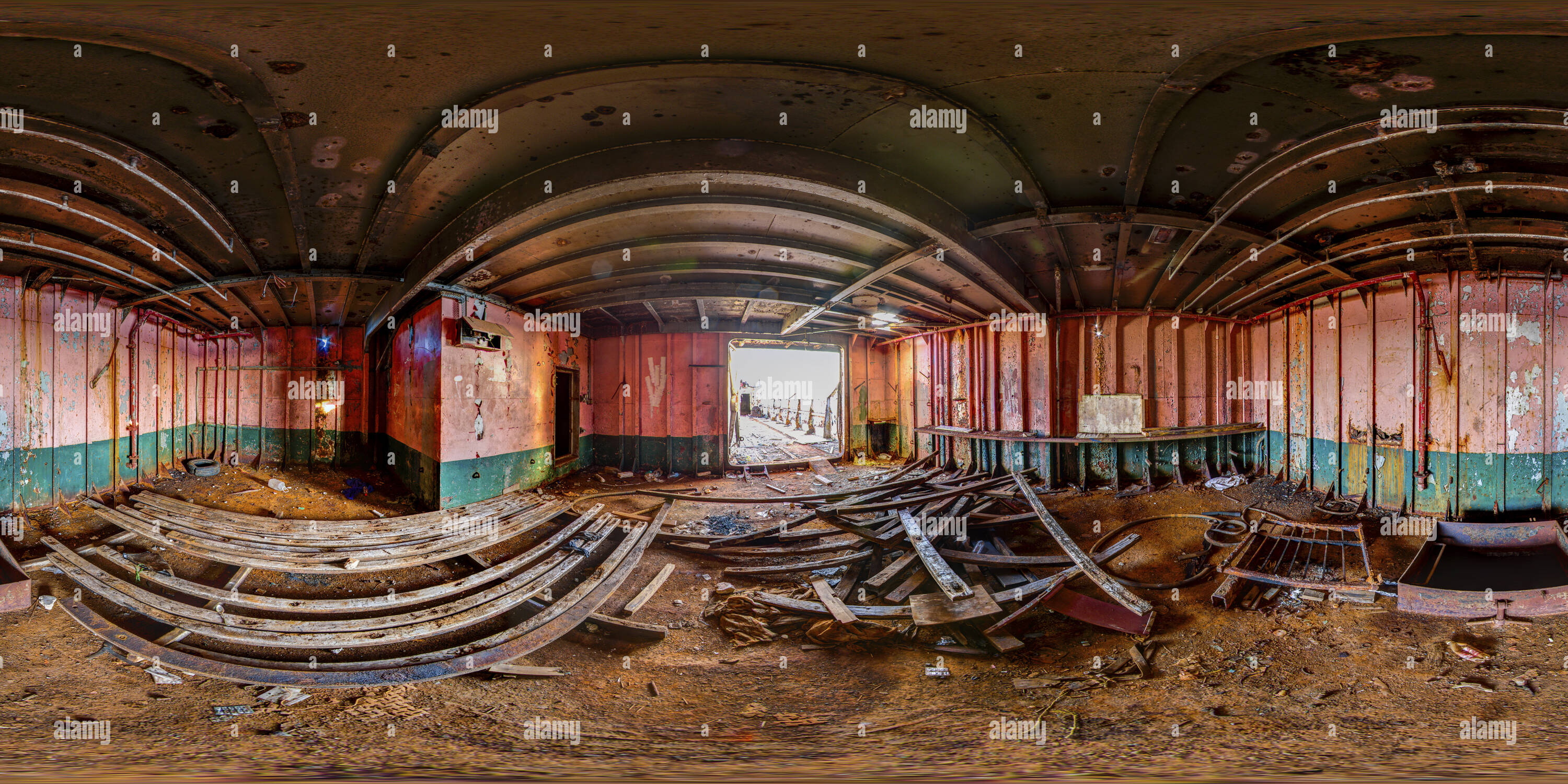 Visualizzazione panoramica a 360 gradi di Tongan nave fantasma : stiva