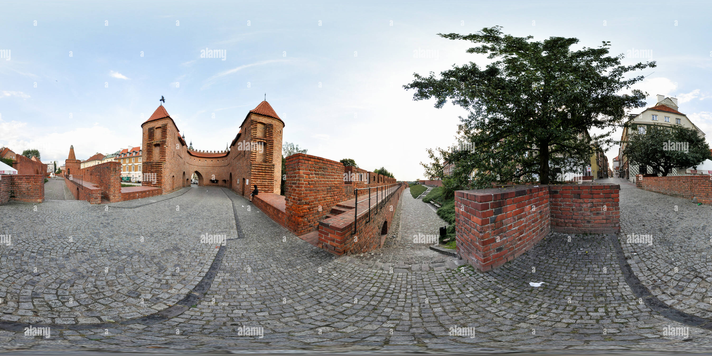 Visualizzazione panoramica a 360 gradi di Nowomiejska 17 Warszawa Pologne