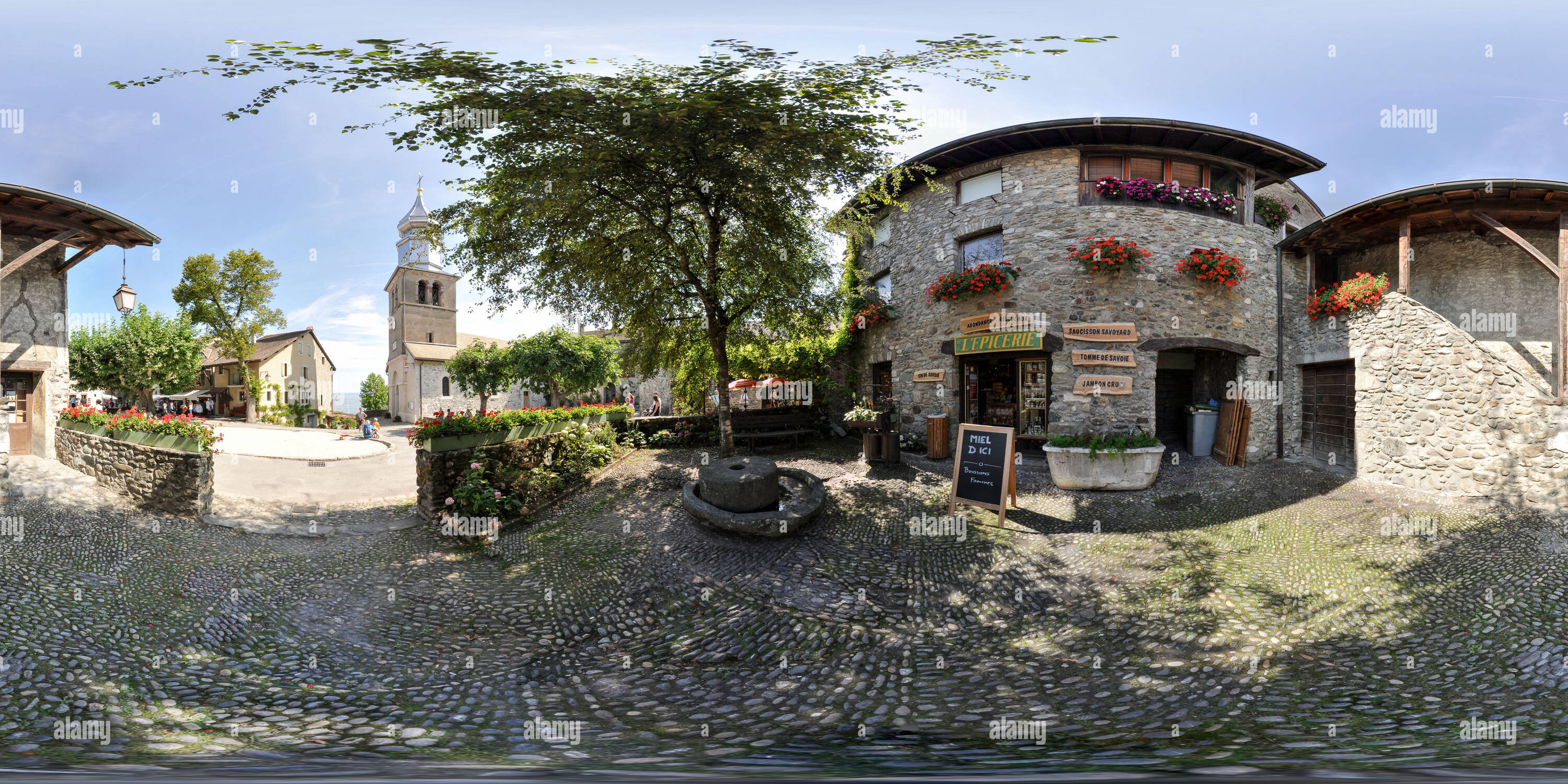 Visualizzazione panoramica a 360 gradi di Yvoire Village Francia 2