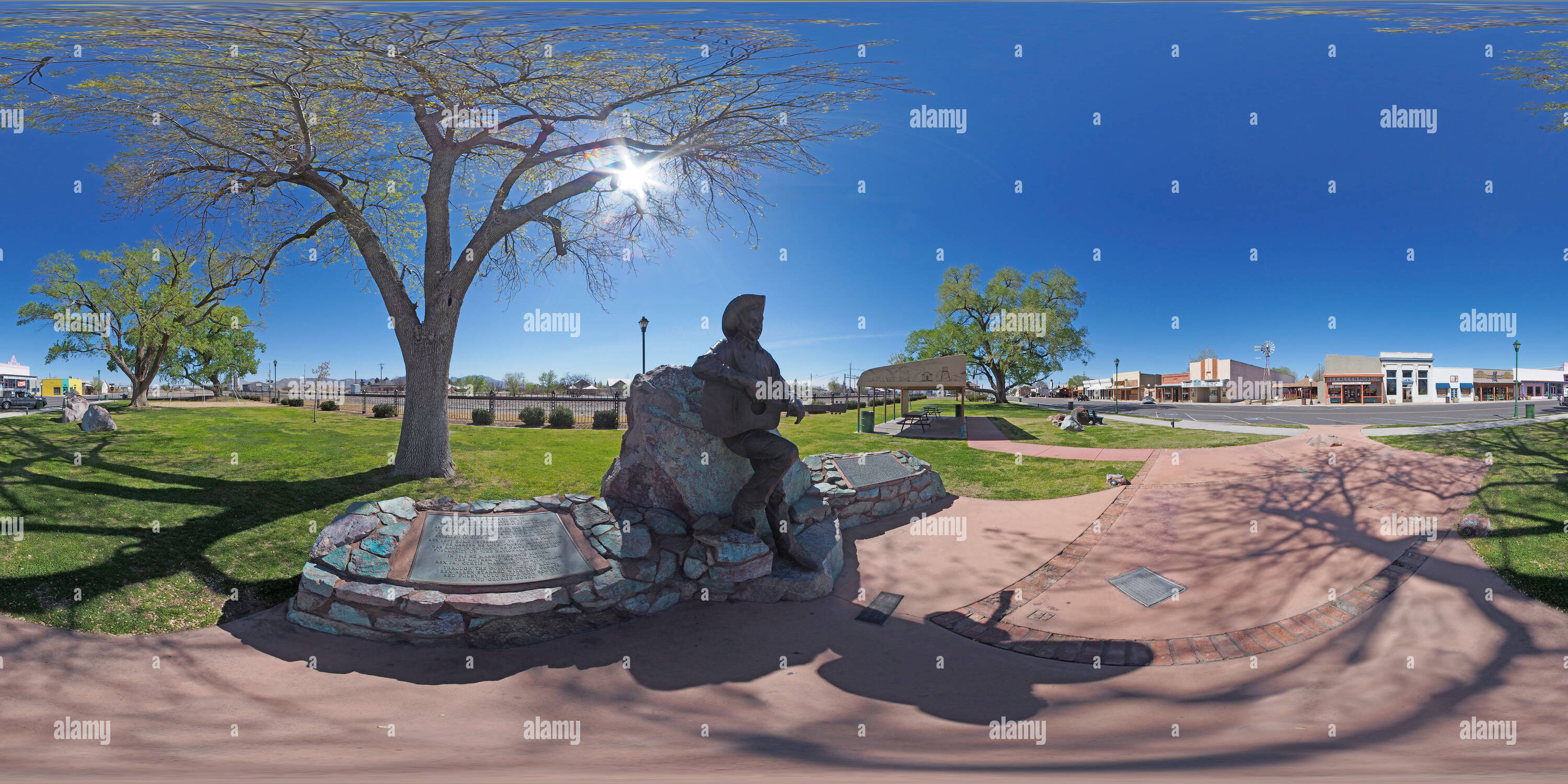 Visualizzazione panoramica a 360 gradi di Statua di Rex Allen, la " Arizona Cowboy' in Willcox, Arizona